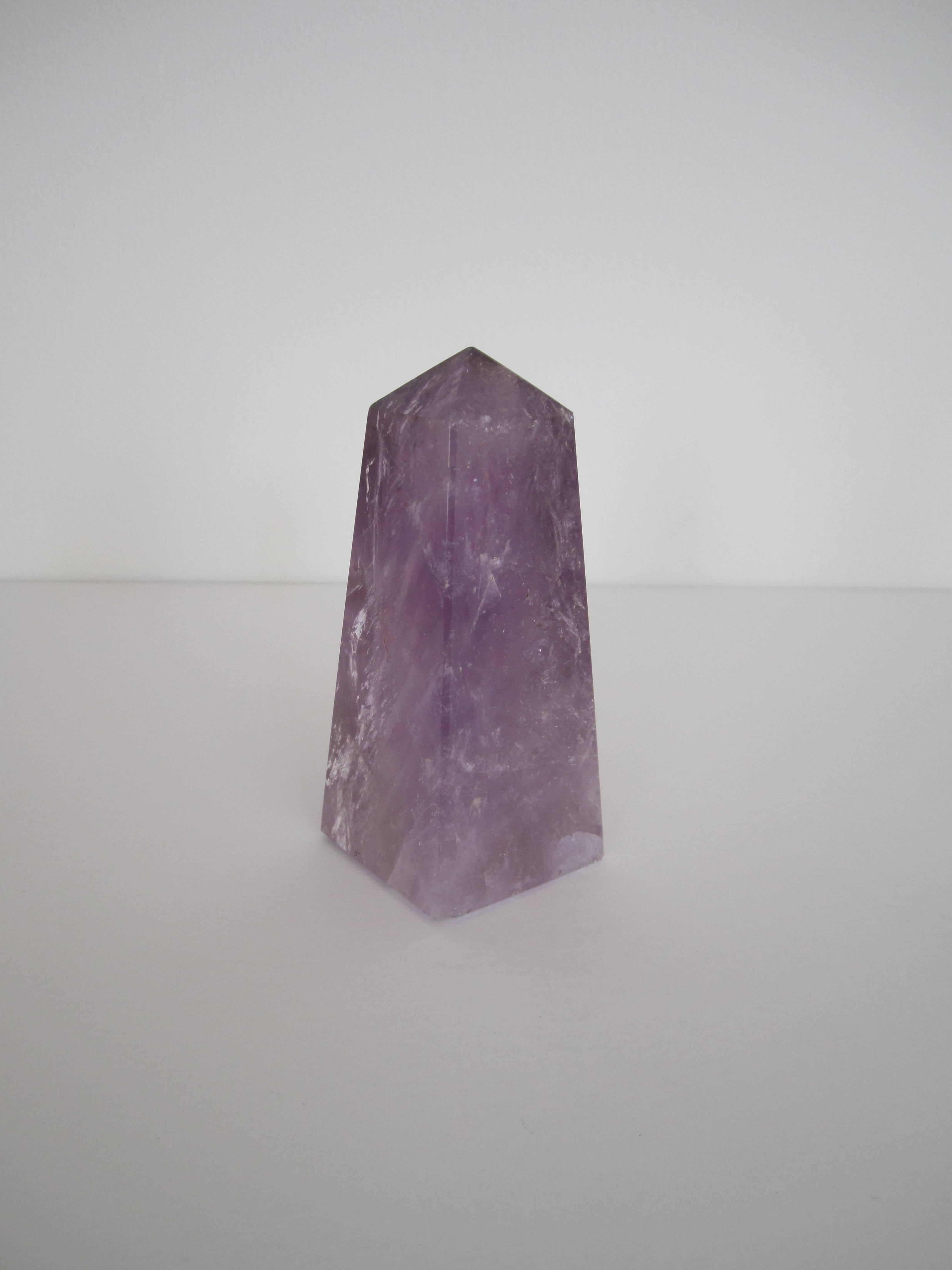 Obelisk Sculpture in Purple Amethyst  In Good Condition In New York, NY