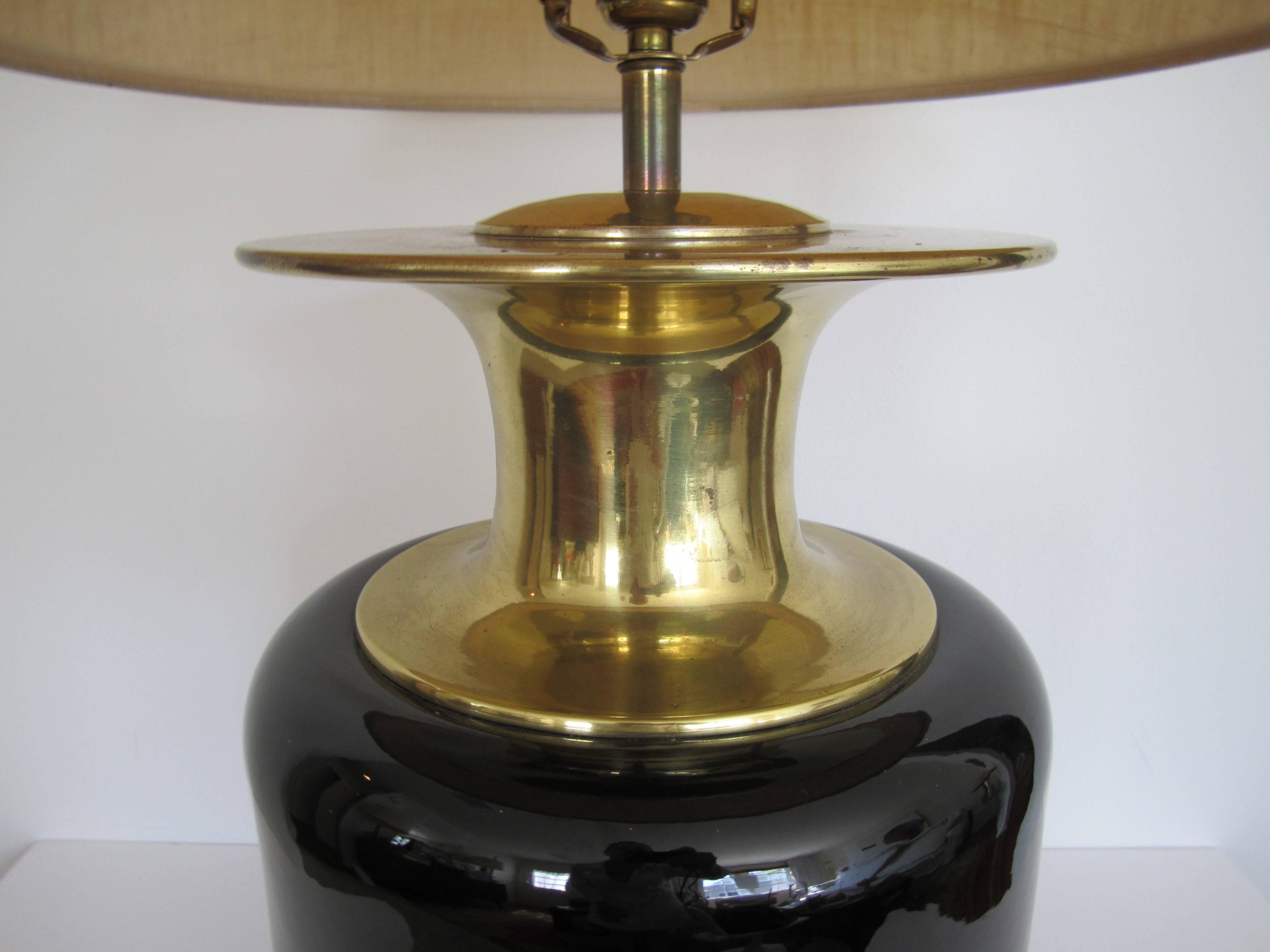 20th Century Black Ceramic and Brass Table Lamp by Champman Postmodern, circa 1980s For Sale