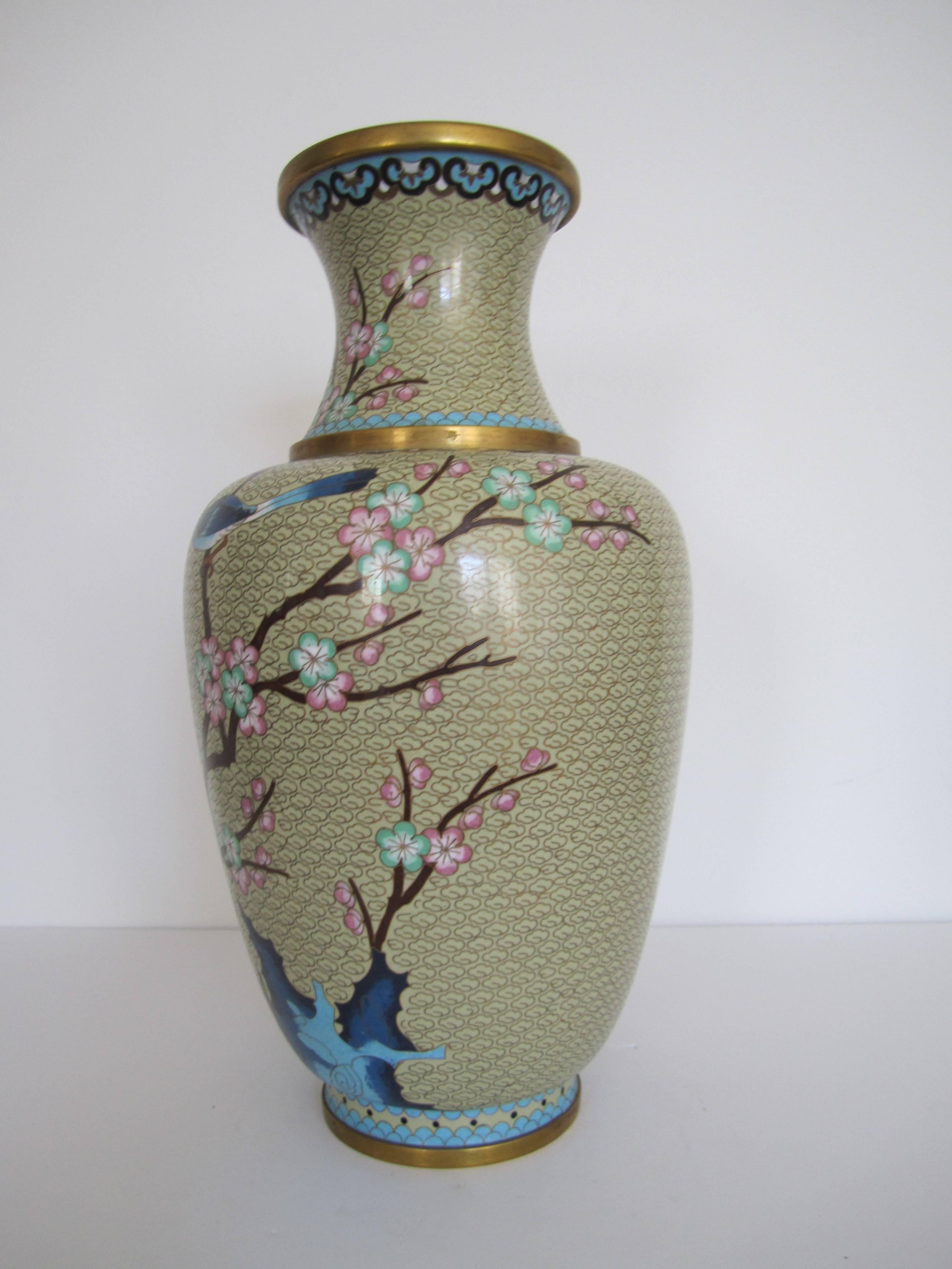 Beautiful Large Vintage Asian Cloisonné Vase with Bird, circa 1970s 2