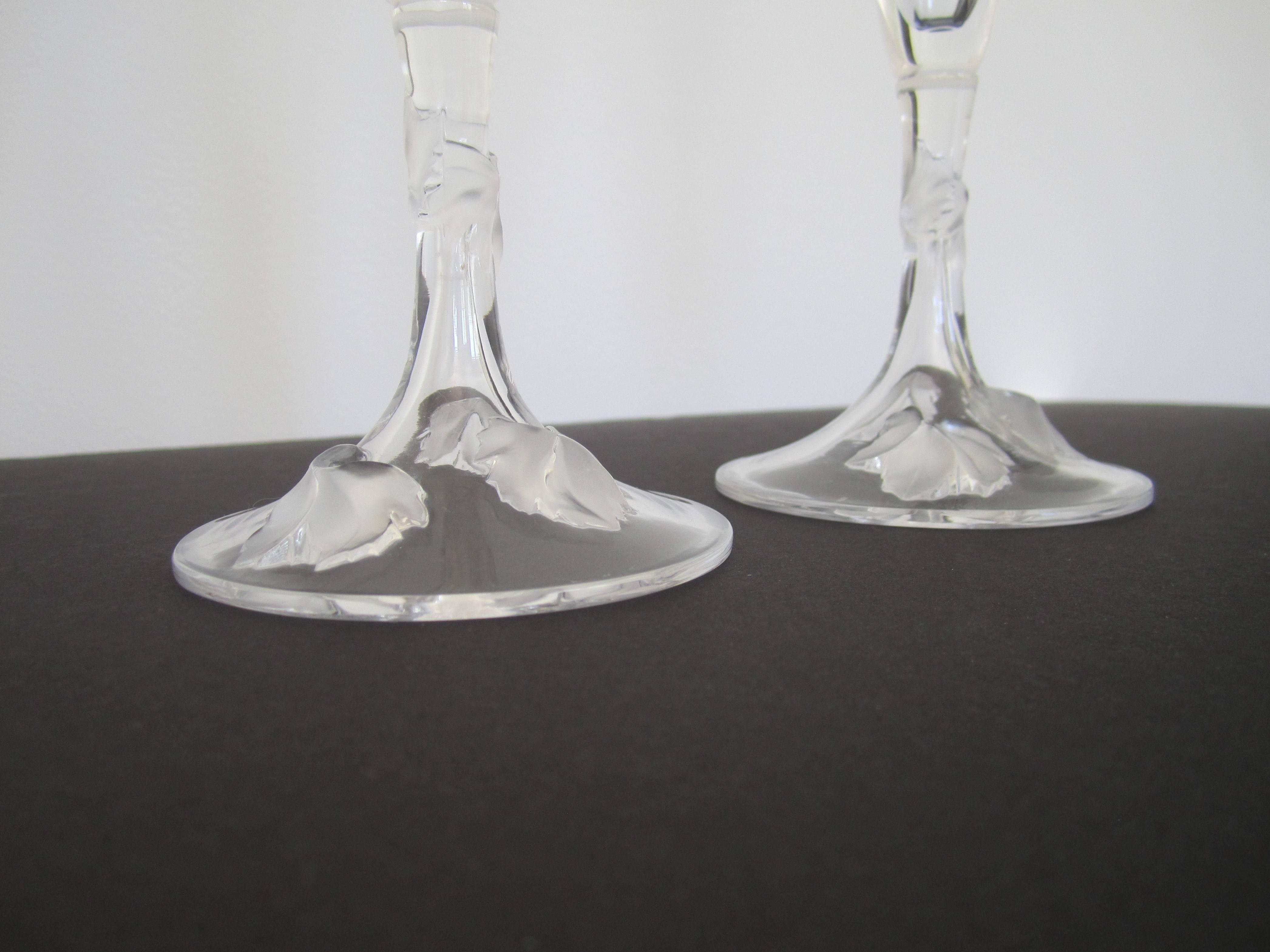 Art nouveau Paire de verres à fl�ûte à champagne vintage signés Lalique