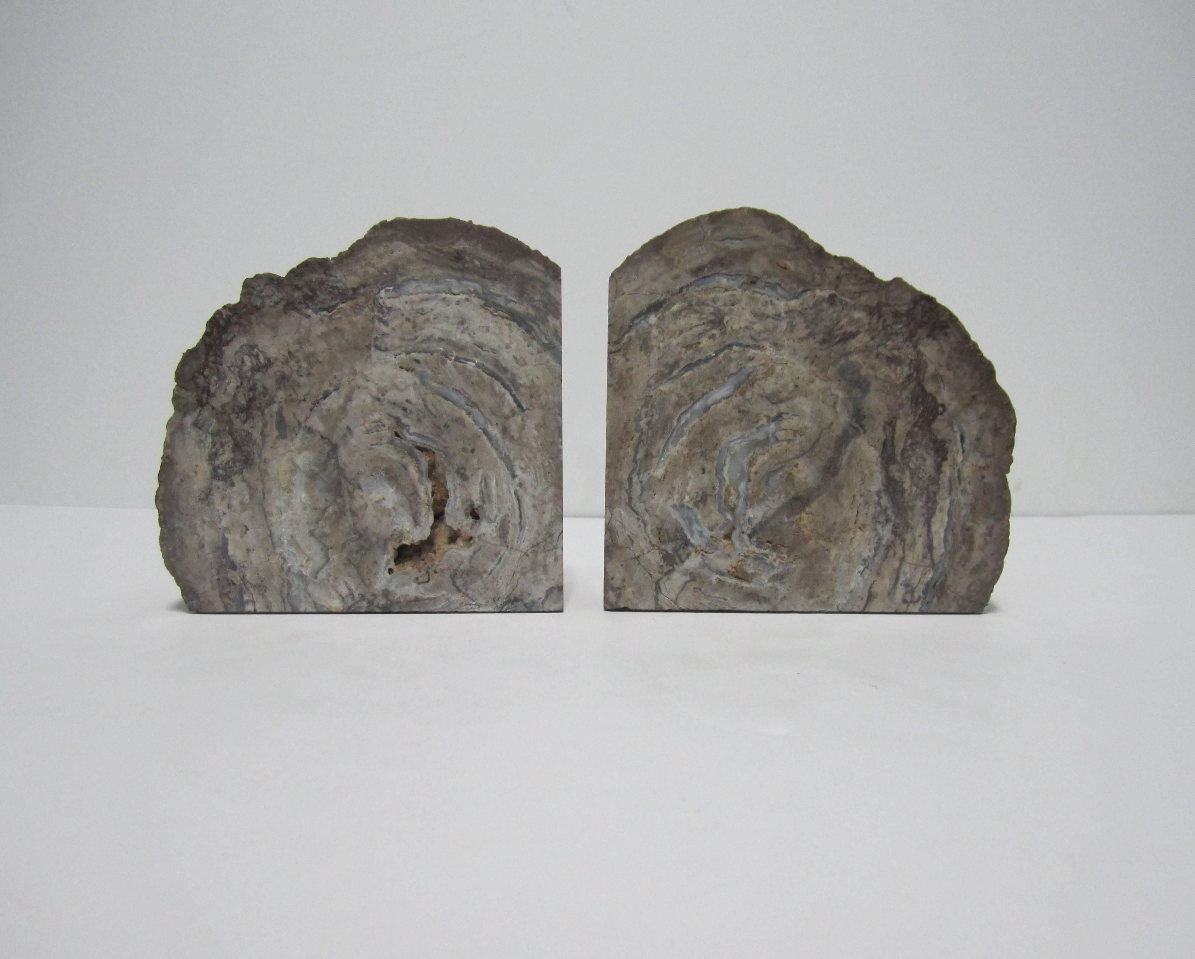 Pair of Vintage Grey Geode Bookends In Excellent Condition In New York, NY