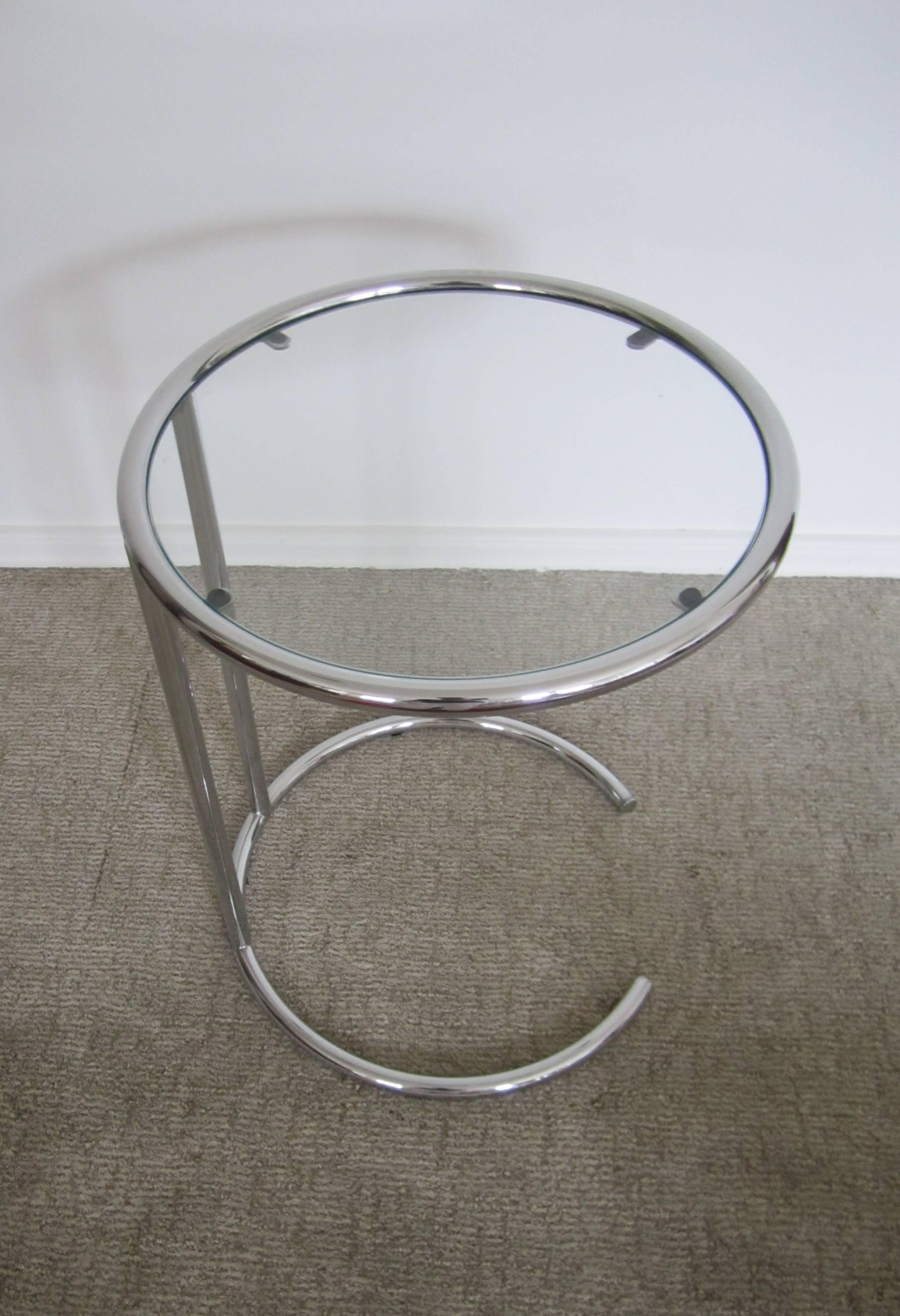 Vintage Modern Italian Chrome and Glass Side Table, Italy, 1970s In Excellent Condition In New York, NY