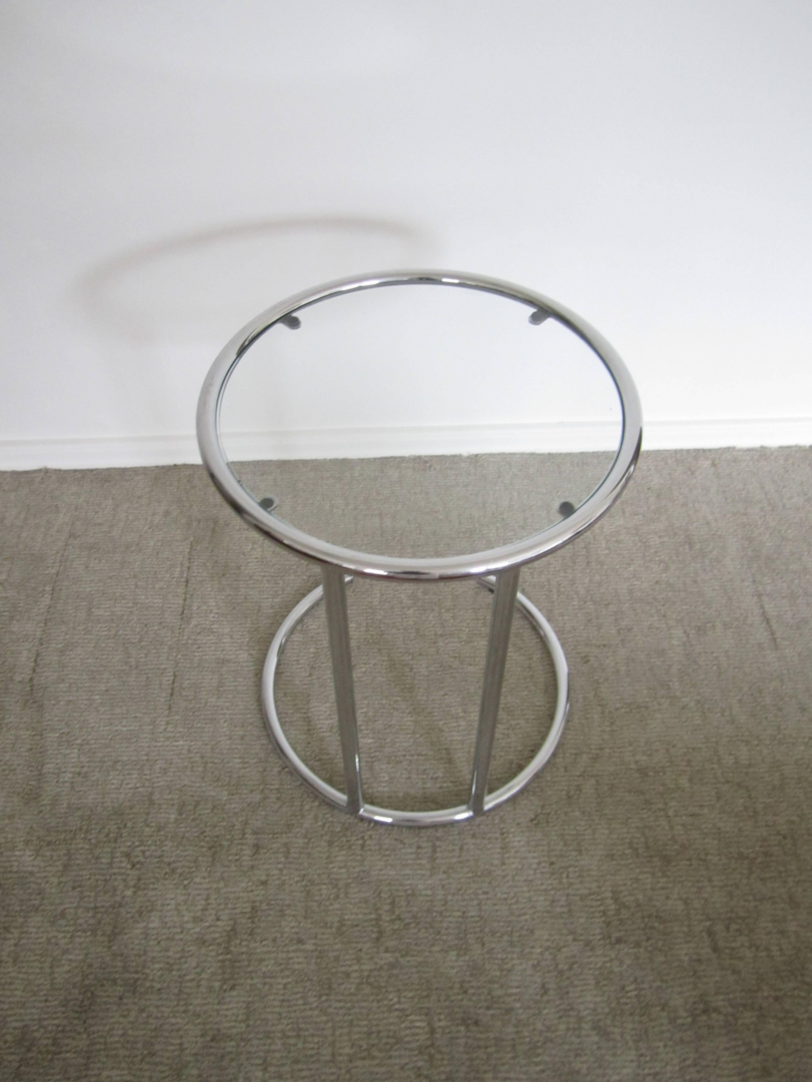 Late 20th Century Vintage Modern Italian Chrome and Glass Side Table, Italy, 1970s