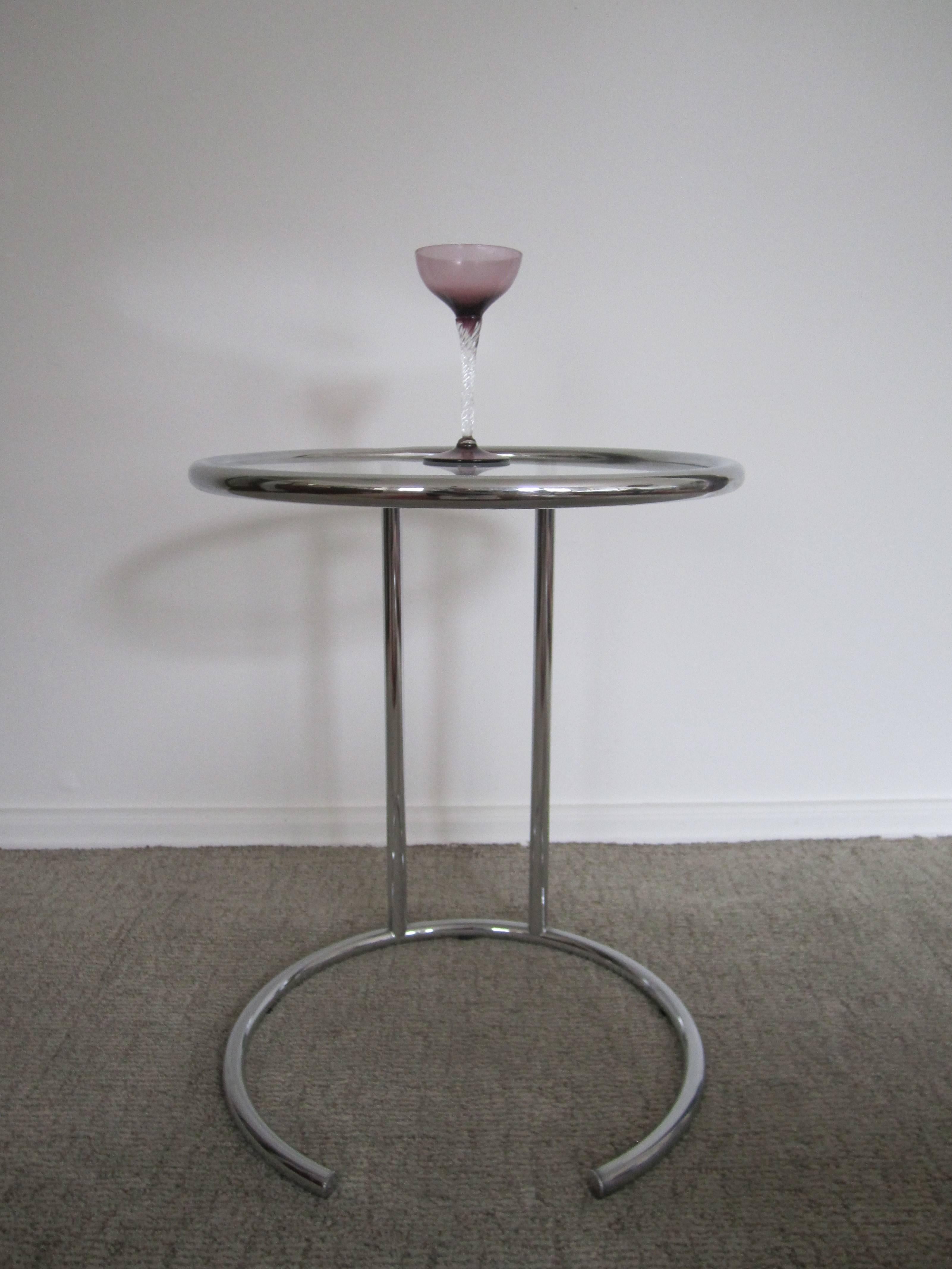 Vintage Modern Italian Chrome and Glass Side Table, Italy, 1970s 3