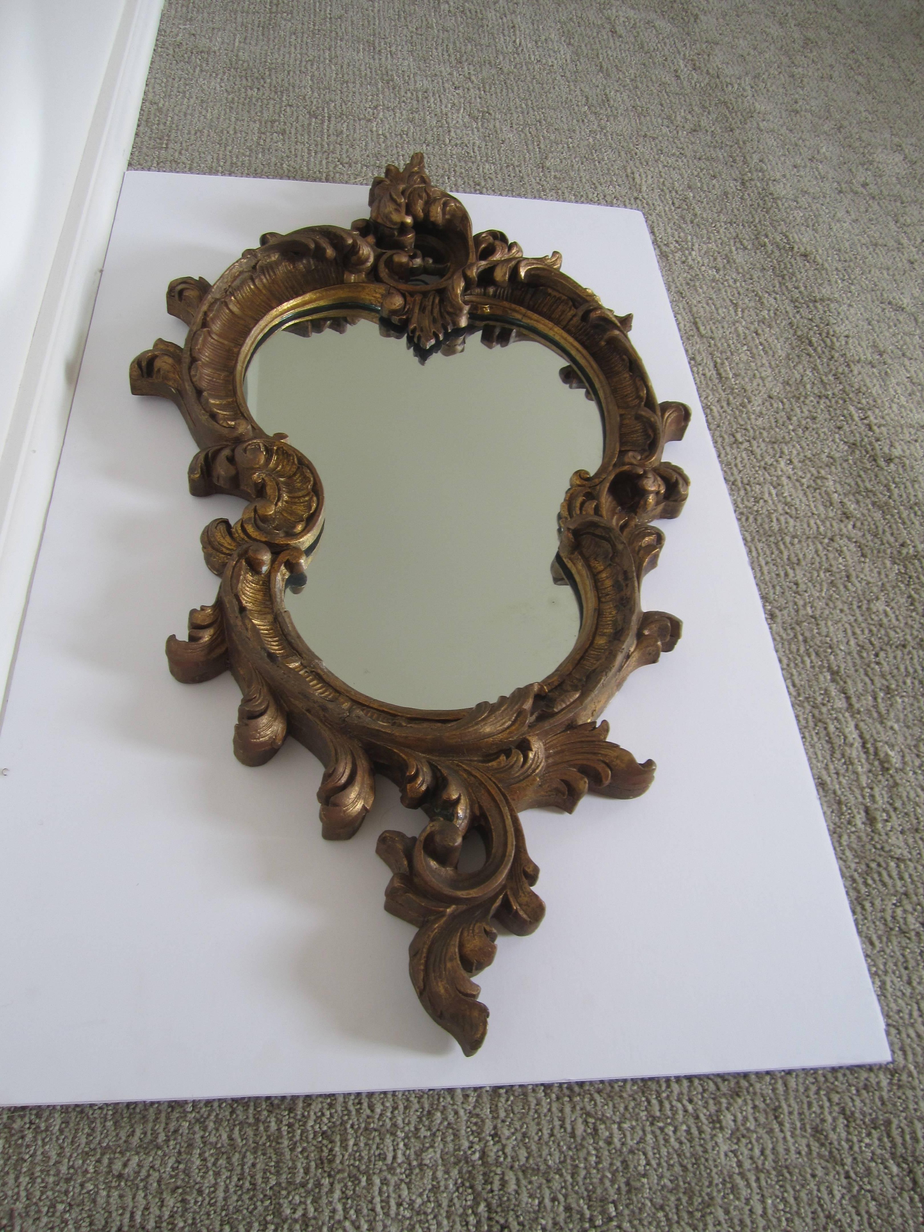 Vintage Italian Giltwood Wall Mirror In Good Condition In New York, NY