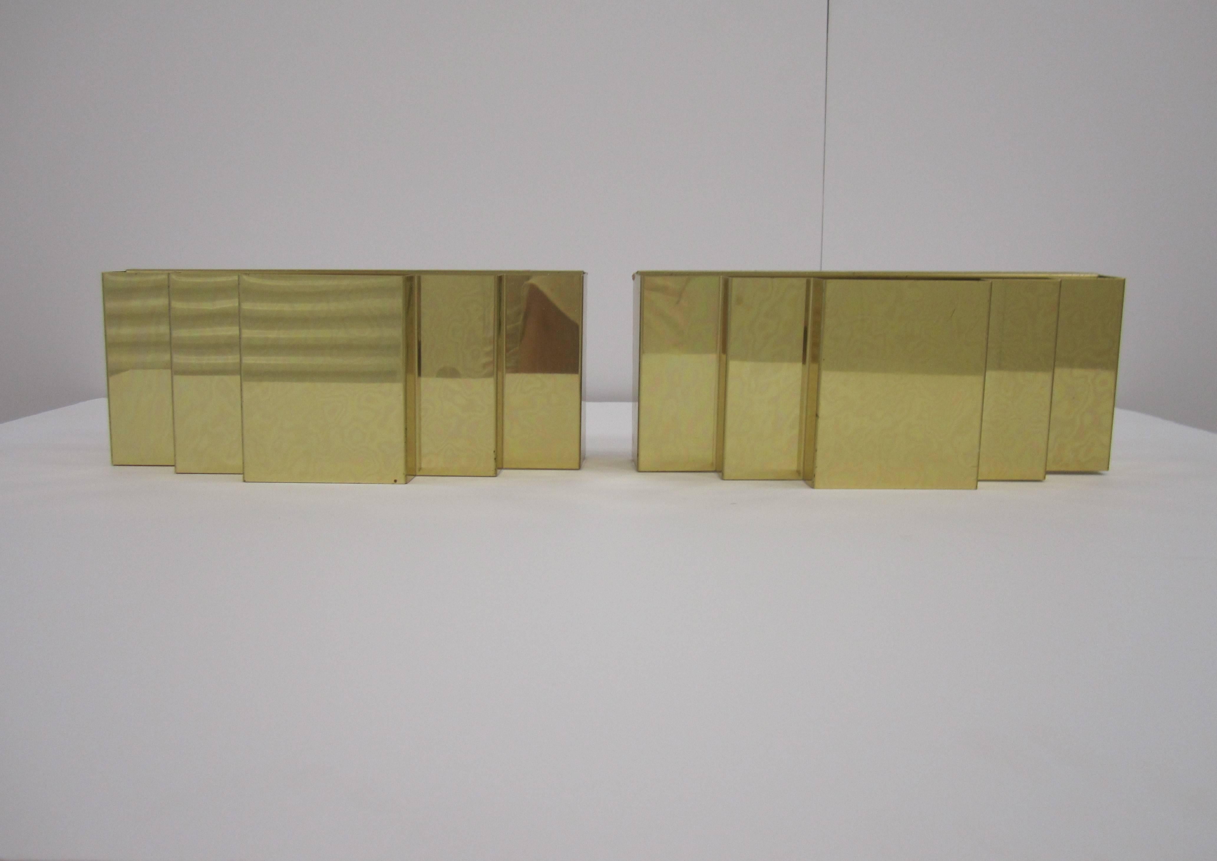 Apliques de latón estilo Art Decó moderno de los años 70 Paul Evans, hacia la década de 1970 en venta 1