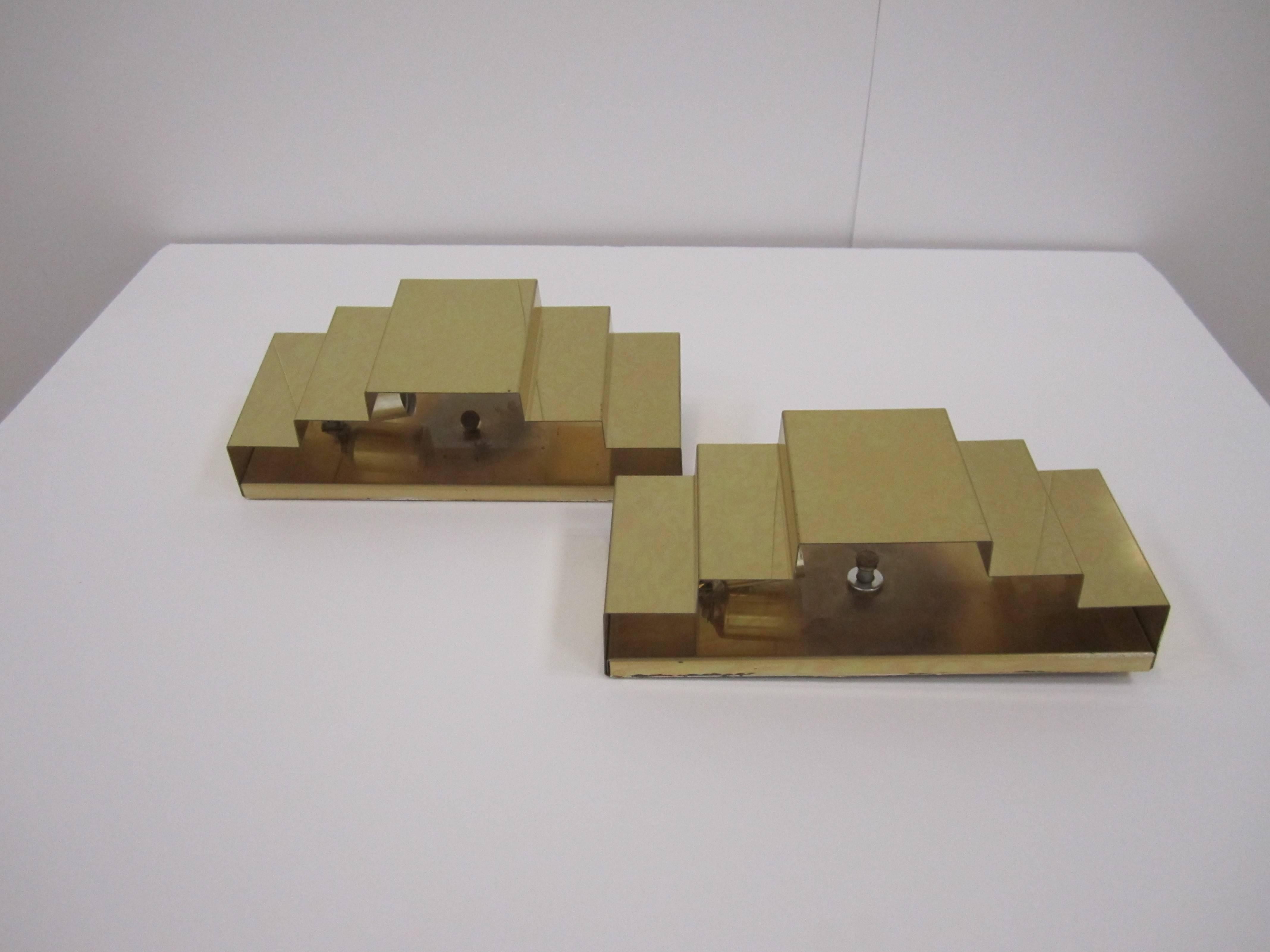 Apliques de latón estilo Art Decó moderno de los años 70 Paul Evans, hacia la década de 1970 en venta 3