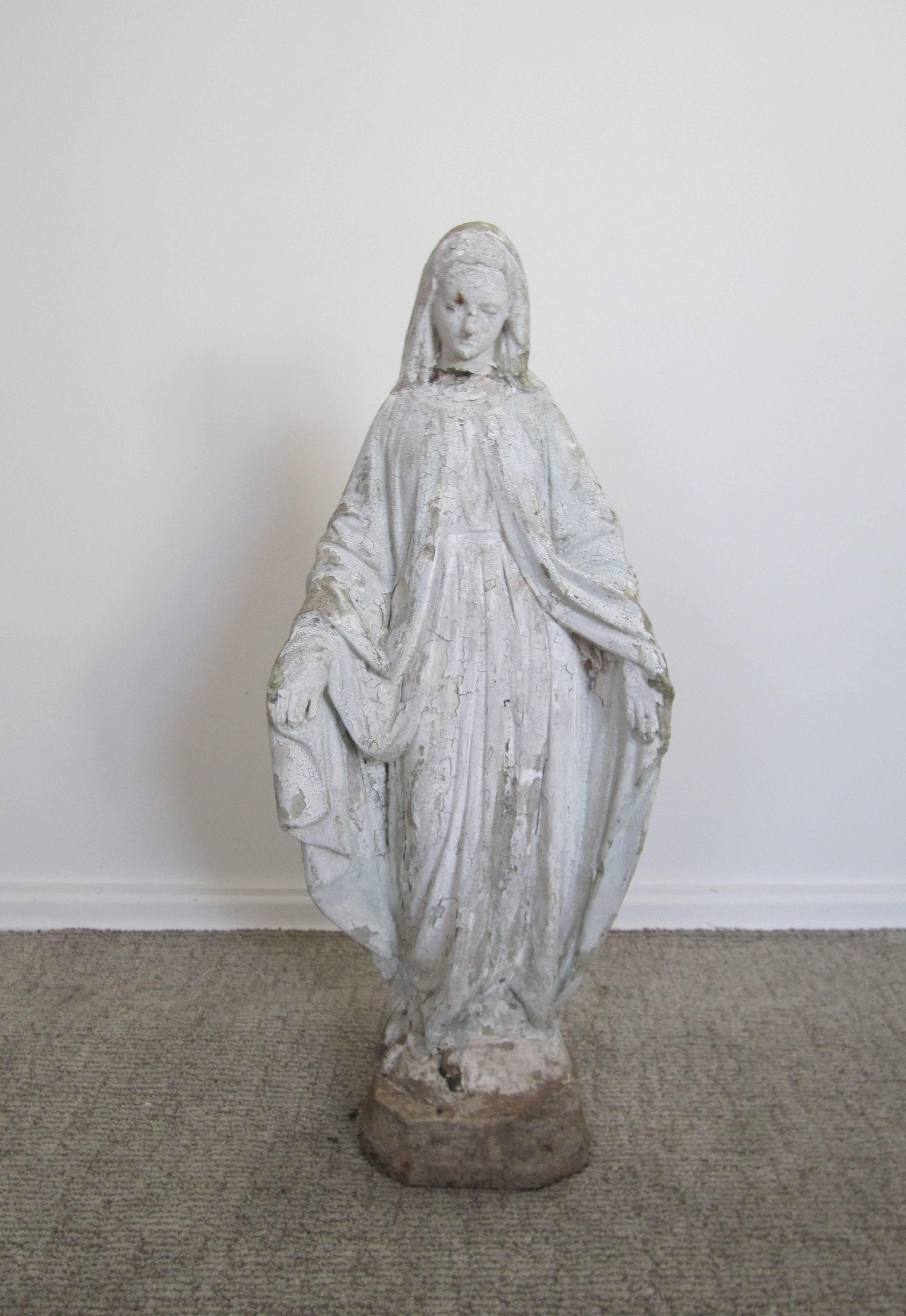 A beautiful vintage 'Madonna', 'Blessed Mother' or 'Virgin Mary', painted cement sculpture garden statue. Expected weathered look and feel consistent with age.
Measurements include: 25.5