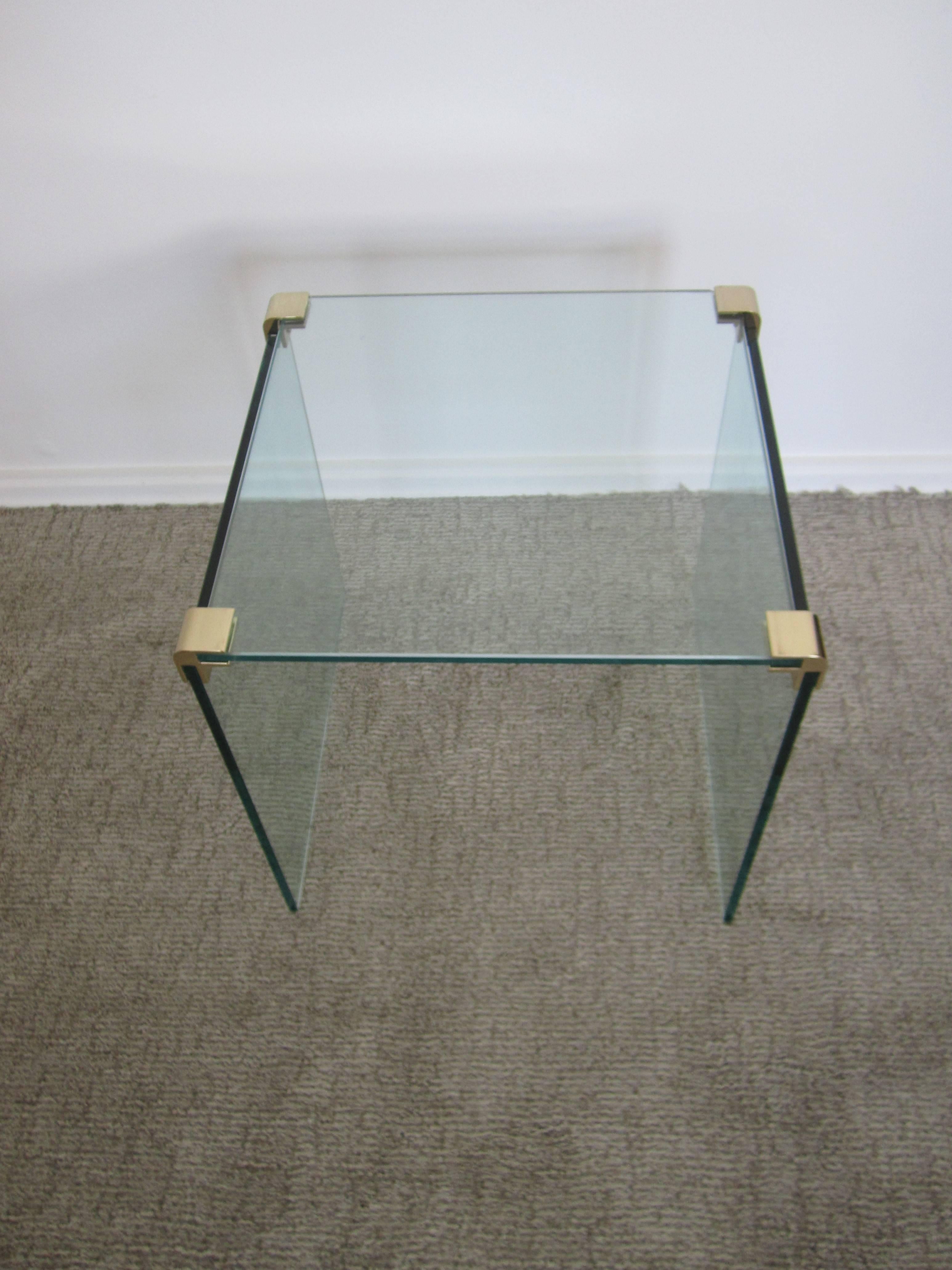 Vintage Modern Brass and Glass End or Side Table After Leon Rosen for Pace In Excellent Condition In New York, NY