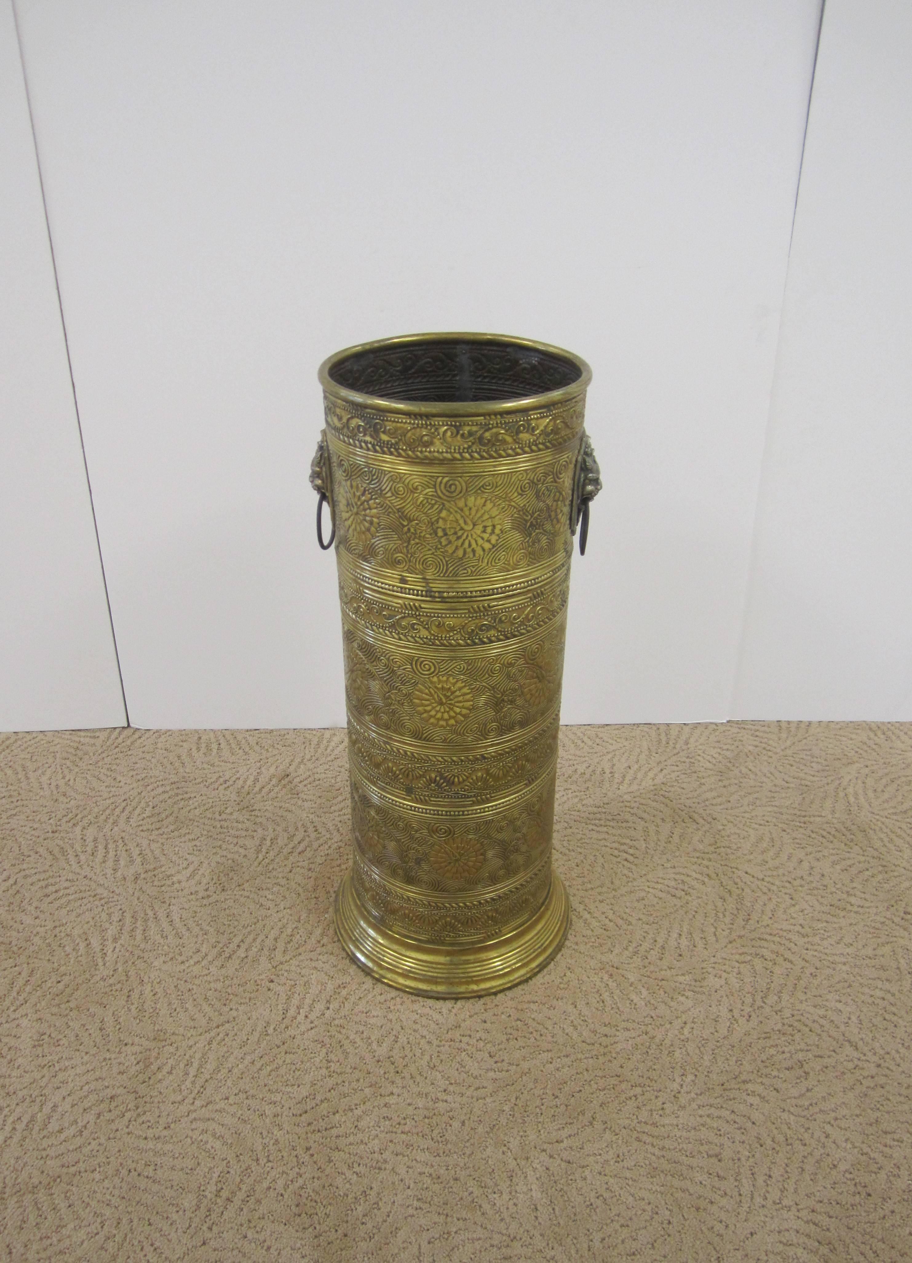 20th Century Vintage Brass Umbrella Stand with Decorative Lion Heads