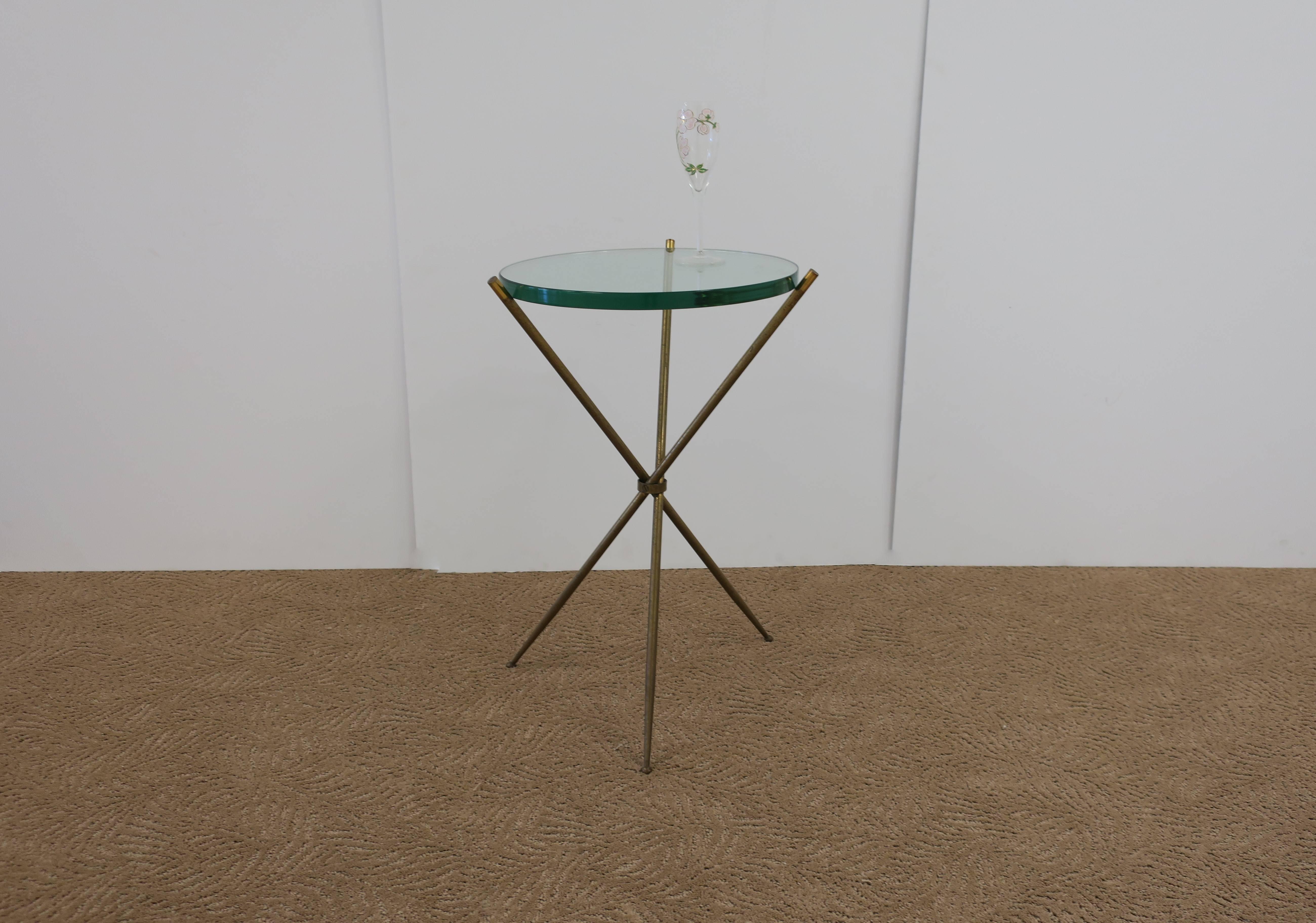 Vintage Modern Italian Brass and Glass Tripod Side Table after Gio Ponti, Italy 3