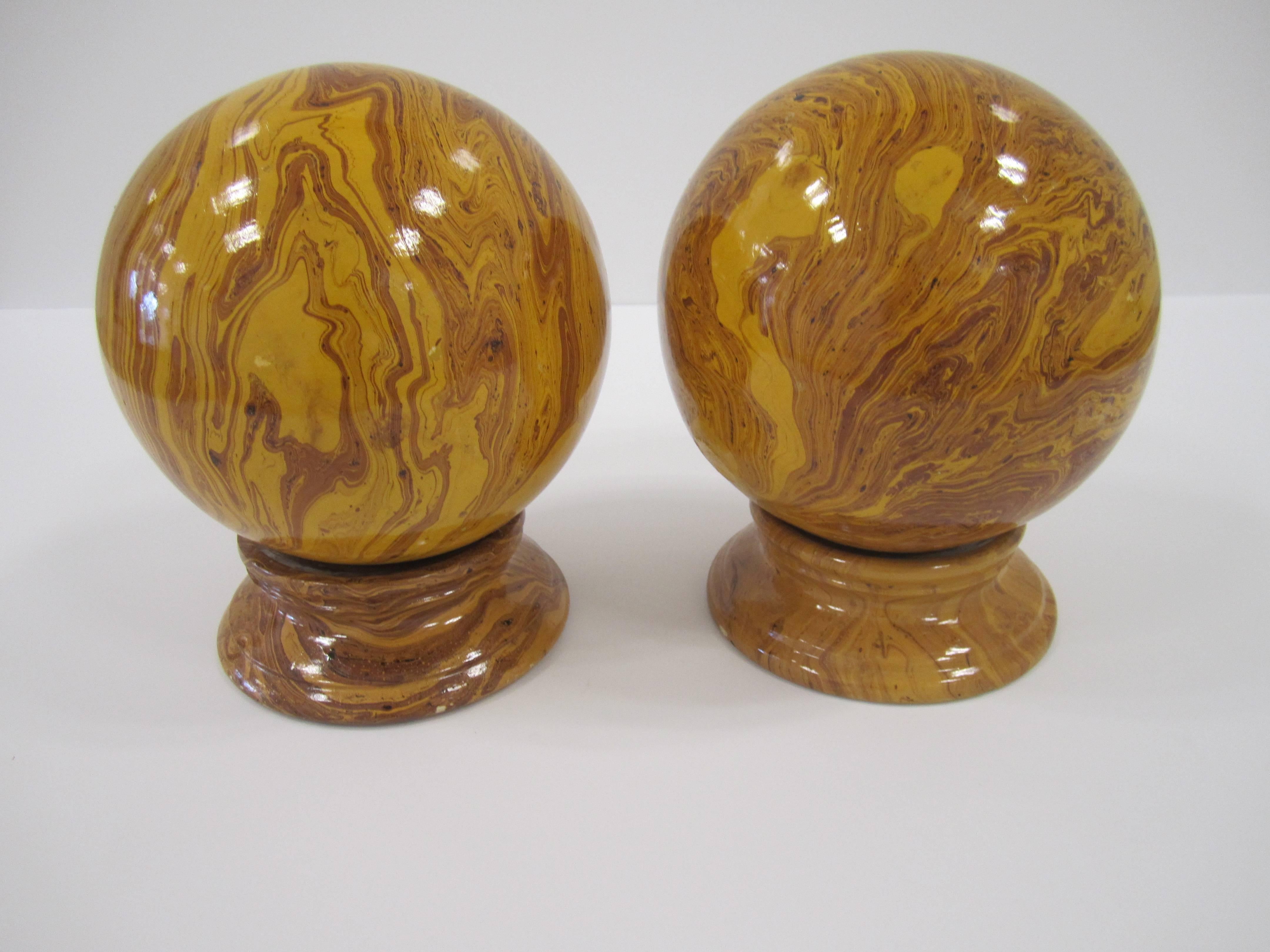 Italian Yellow Pottery Marbleized Ball Spheres Garnitures on Pedestals, Pair For Sale 2