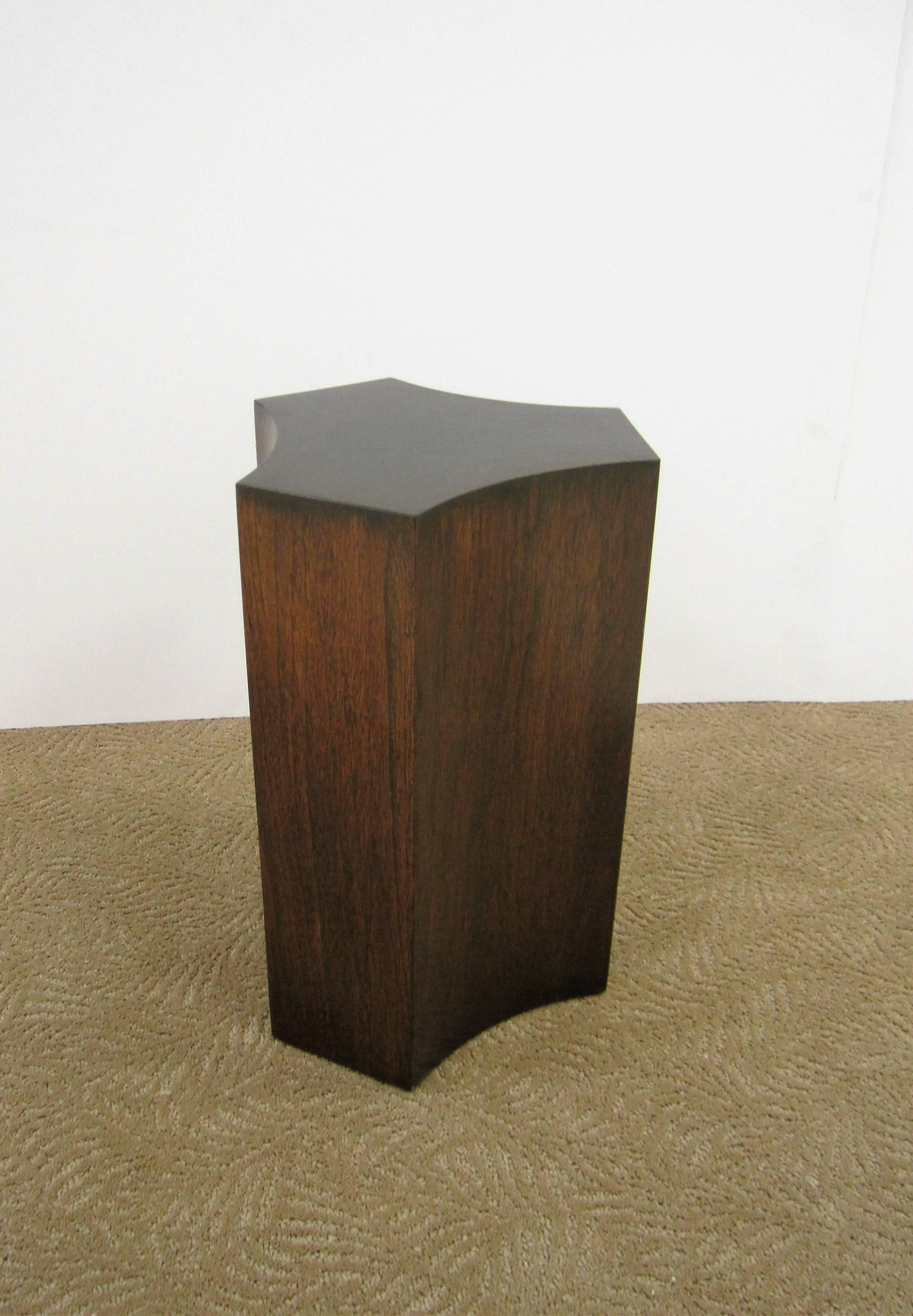 20th Century  Elegant Vintage Geometric Pedestal Side Table