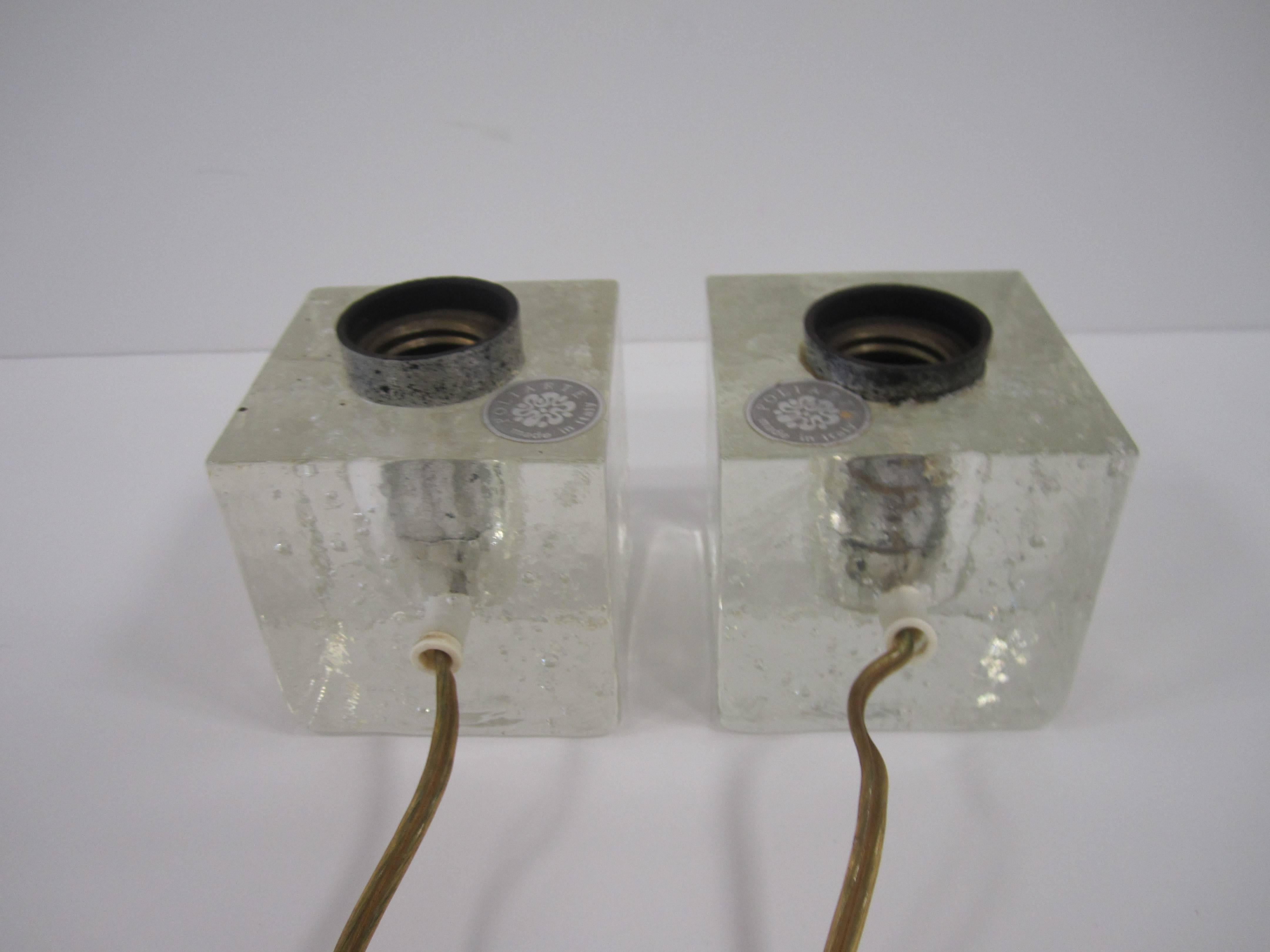 Italian Ice Cube Clear Art Glass Table Lamps by Poliarte Pair, circa 1970s For Sale 4
