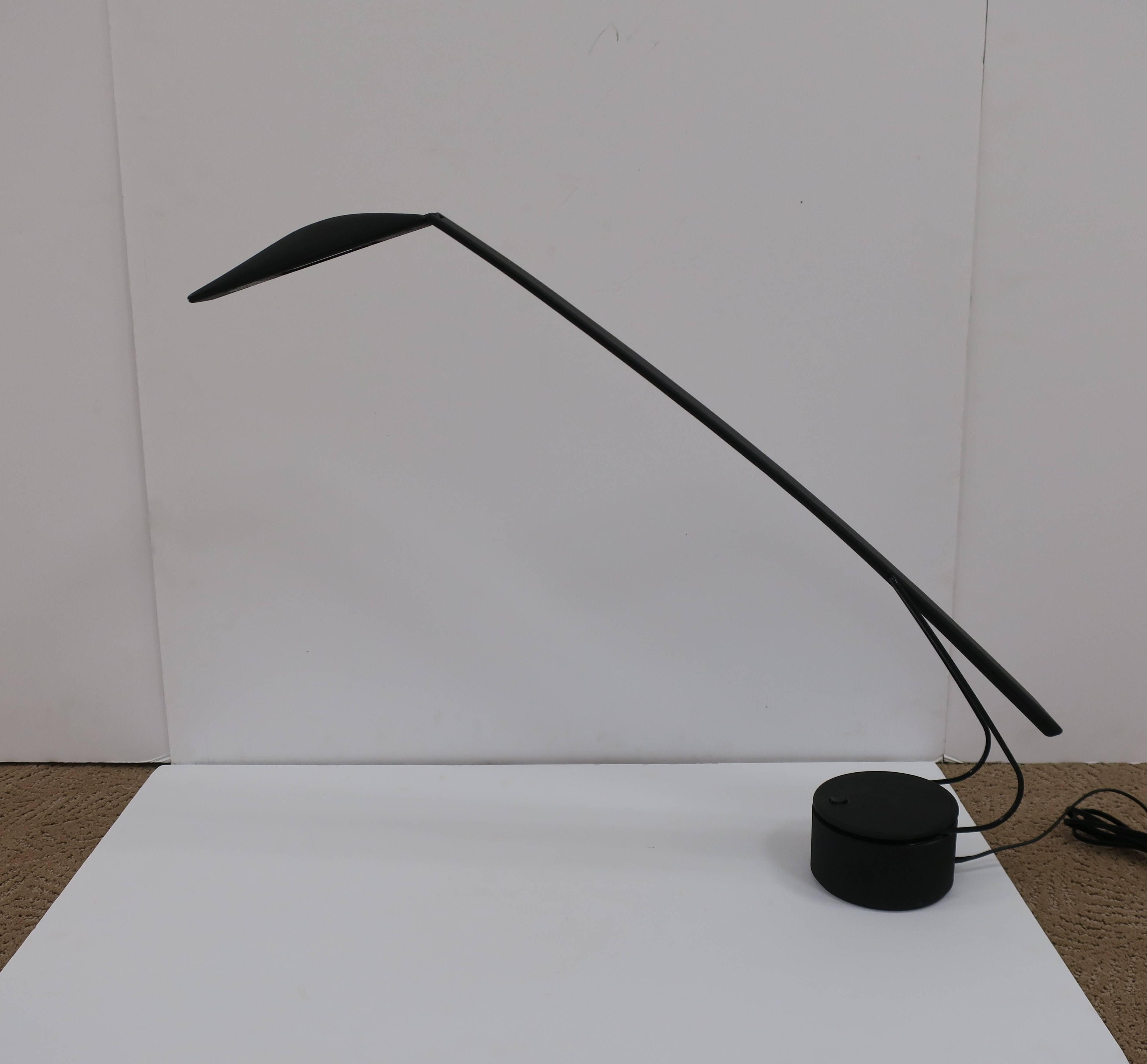 Italian Modern Black Designer Reading Lamp, Italy, 1980s In Excellent Condition In New York, NY