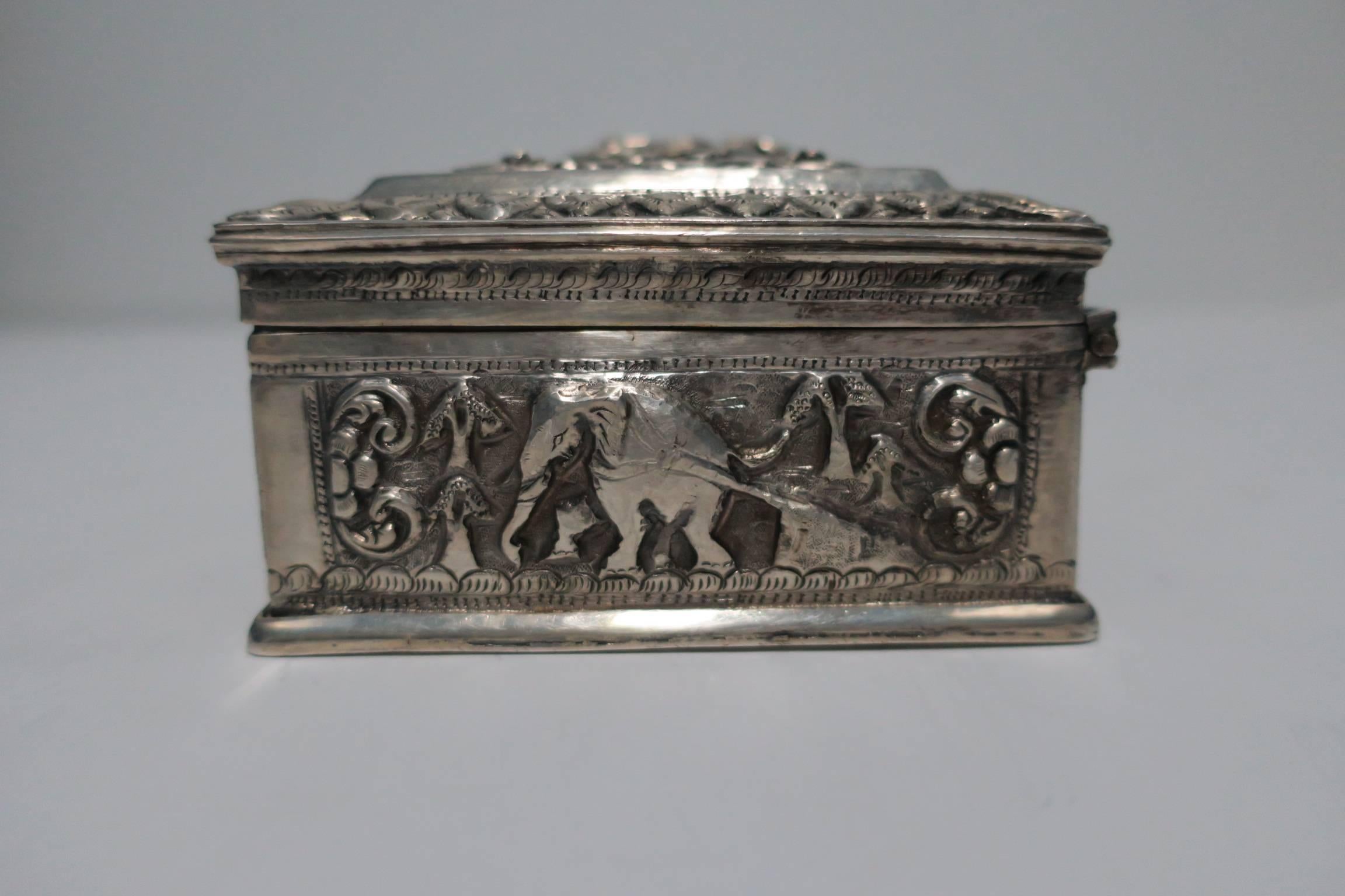 Vintage Sterling Silver Box from Burma 1