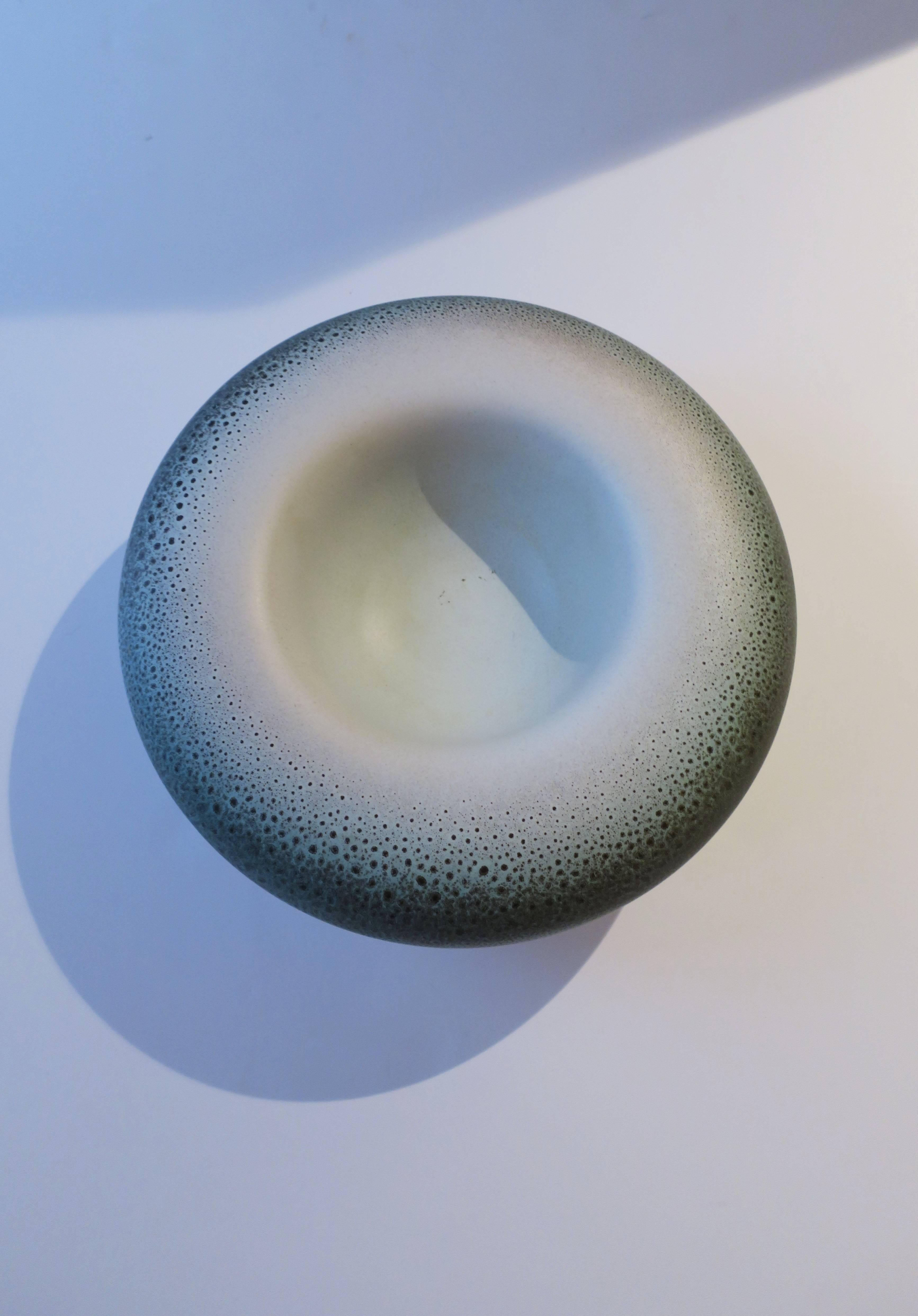 Post-Modern Italian Postmodern Round Ceramic Pottery Bowl