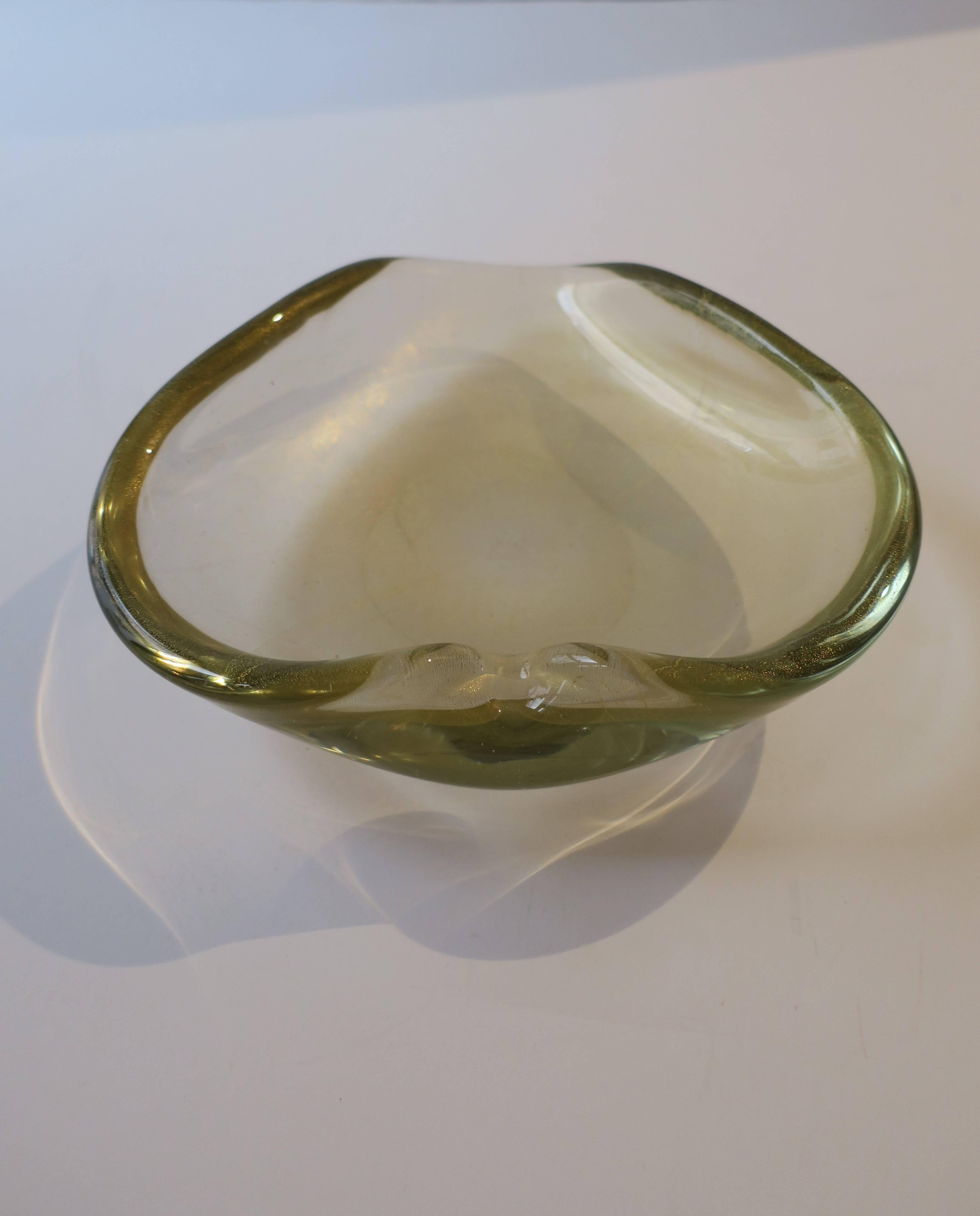 Mid-20th Century Italian Murano Clear and Gold Art Glass Bowl or Ashtray After Seguso