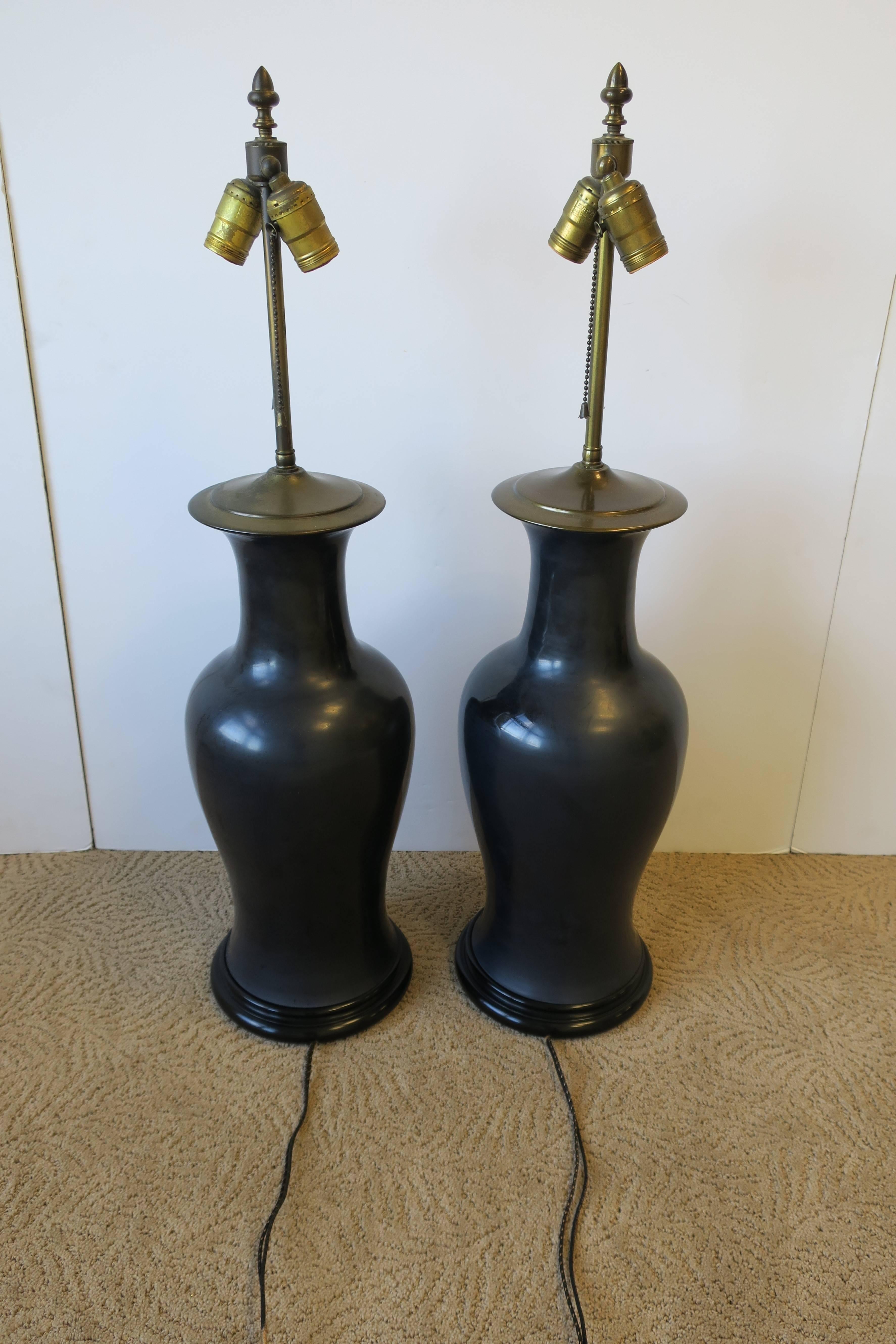 Black Ginger Jar Ceramic Pottery and Brass Table Lamps, Pair For Sale 4