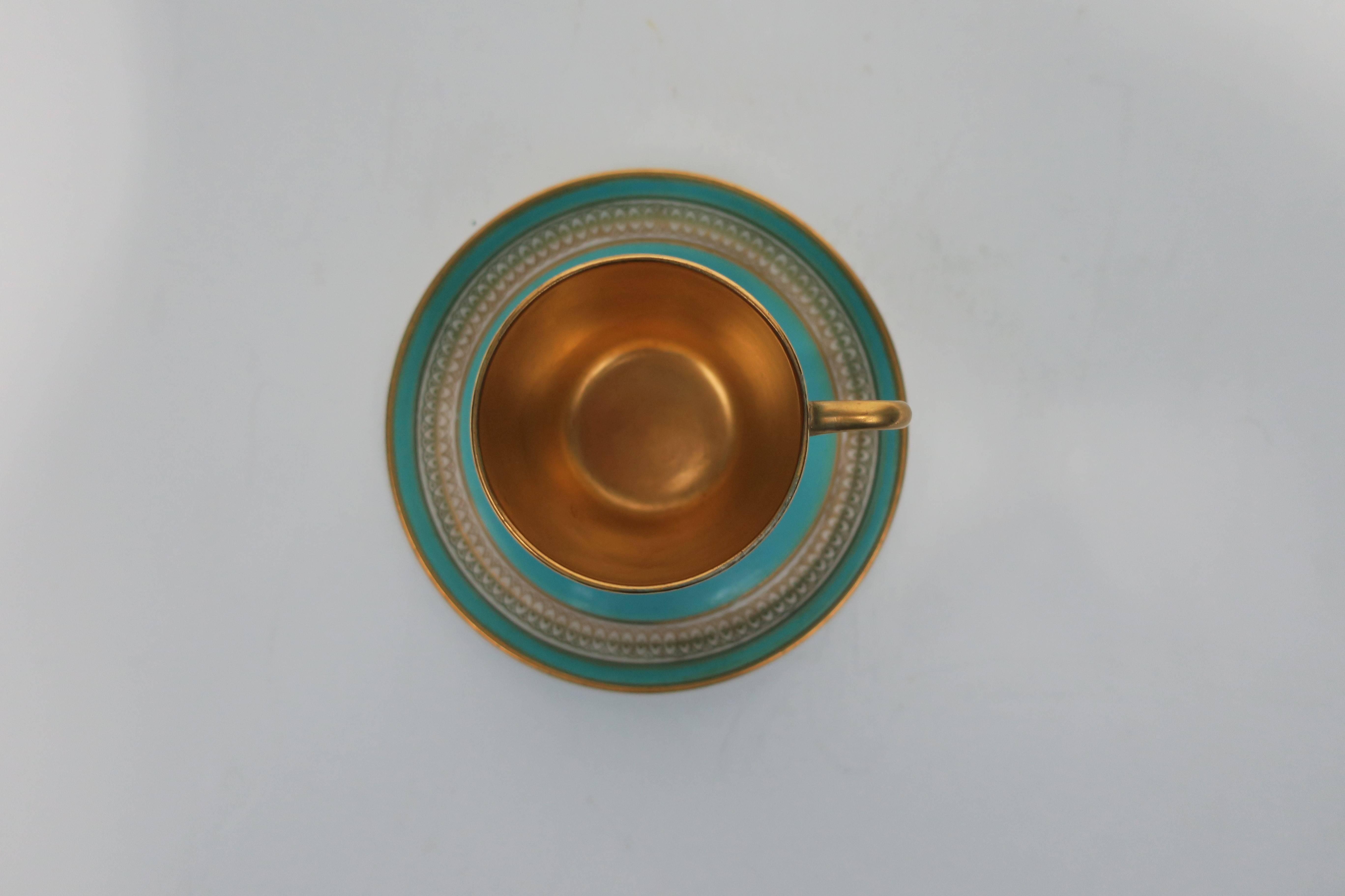 English 24-Karat Gold, Blue and White Espresso Coffee Cup  2