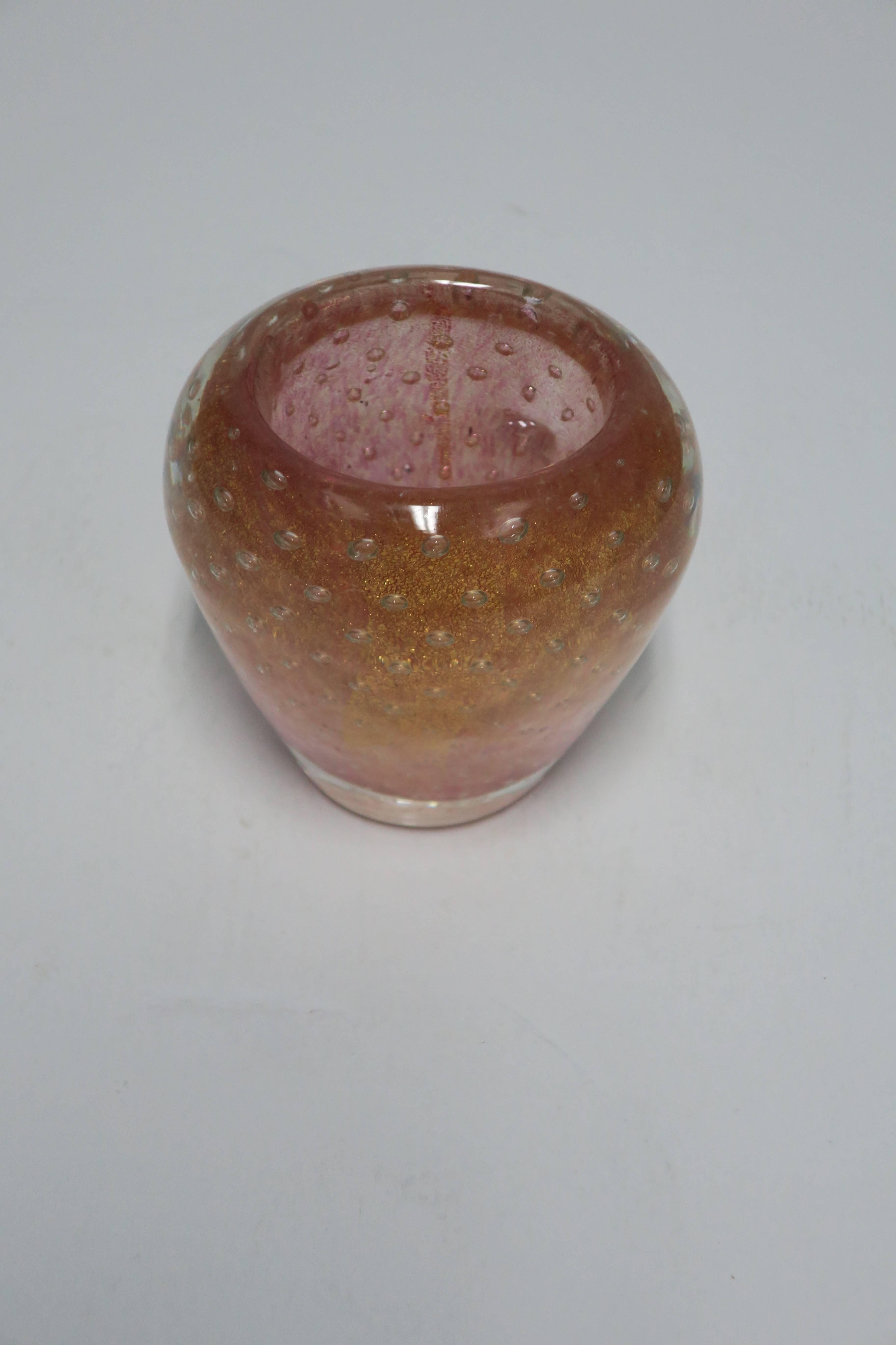 Pink and Gold Ombre Modern Italian Murano Barovier Toso Art Glass Vase For Sale 2