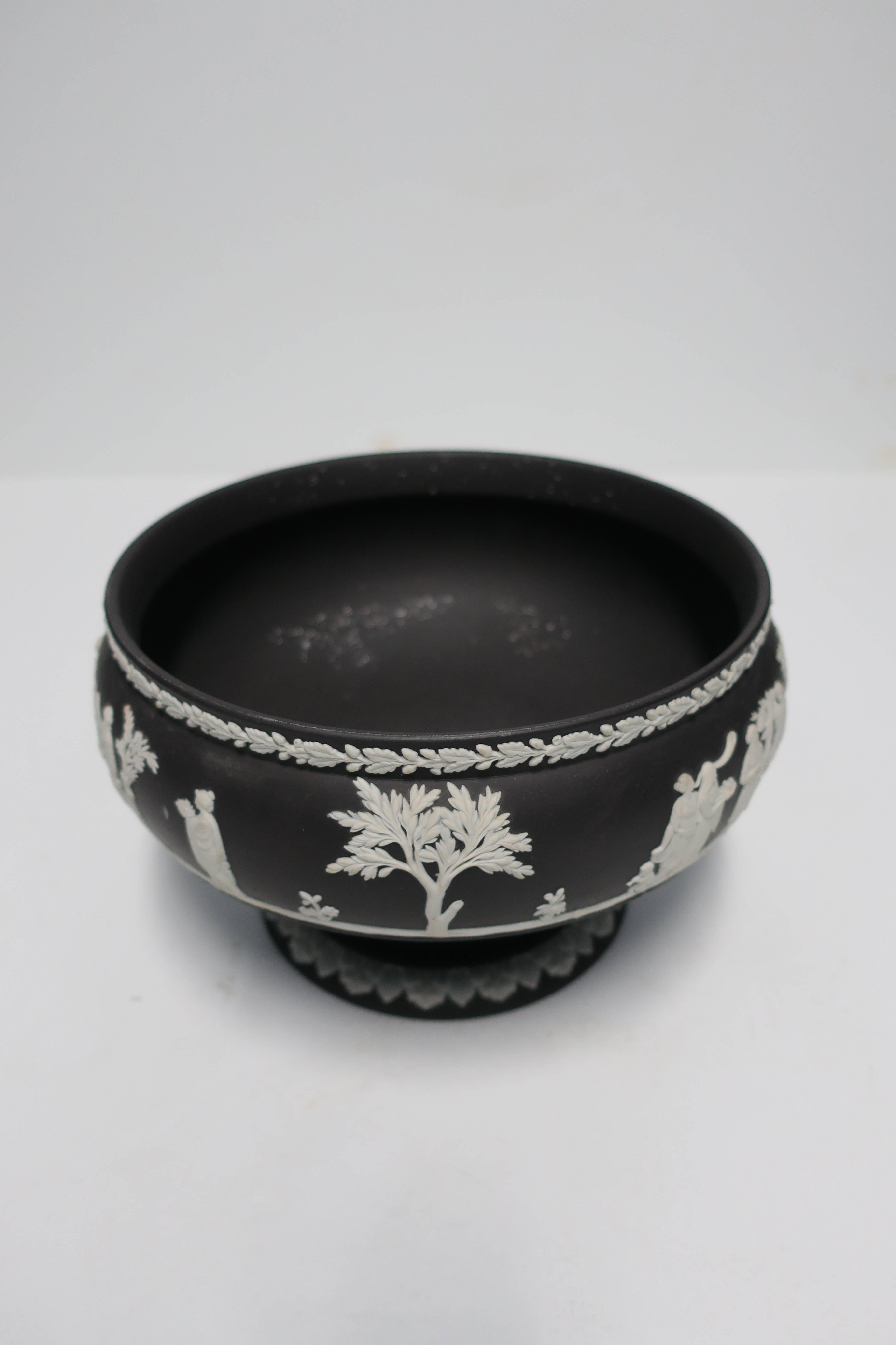 Pottery Black and White Basalt Wedgwood Jasperware Urn or Centerpiece Bowl