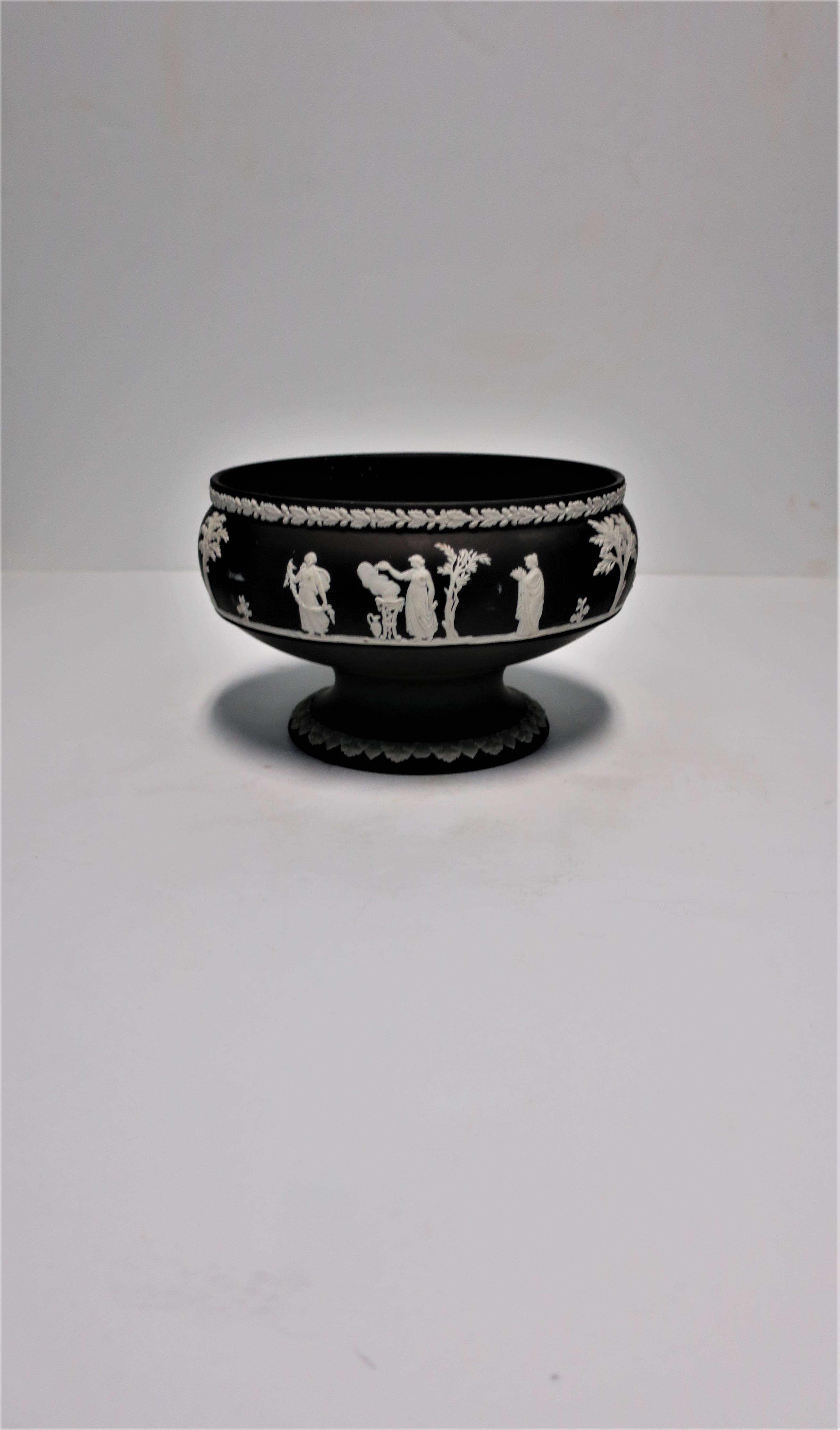 Black and White Basalt Wedgwood Jasperware Urn or Centerpiece Bowl 1