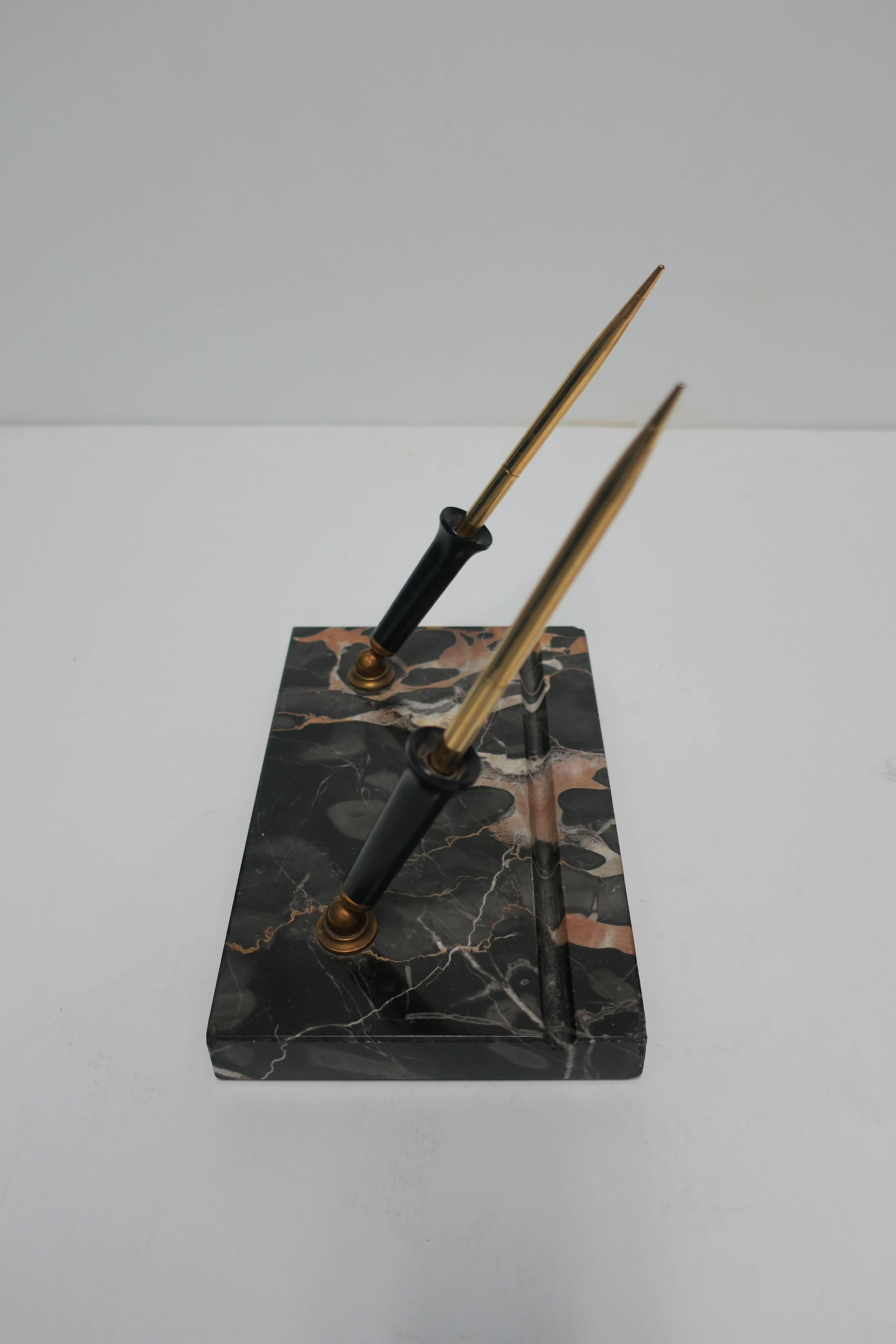 Art Deco Black Marble Desk Pen Holder In Good Condition In New York, NY