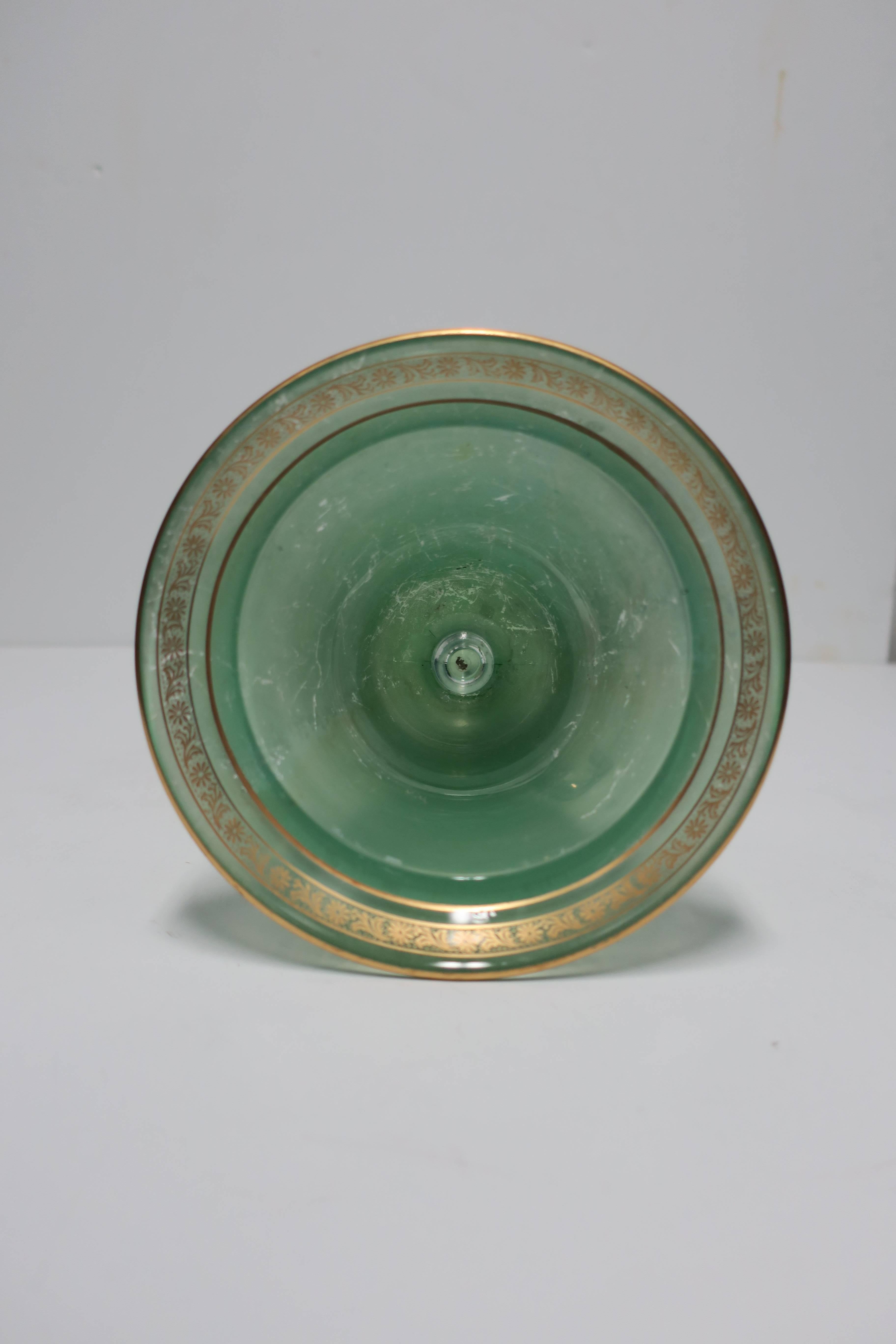 Green and Gold Glass Urn Vase 1