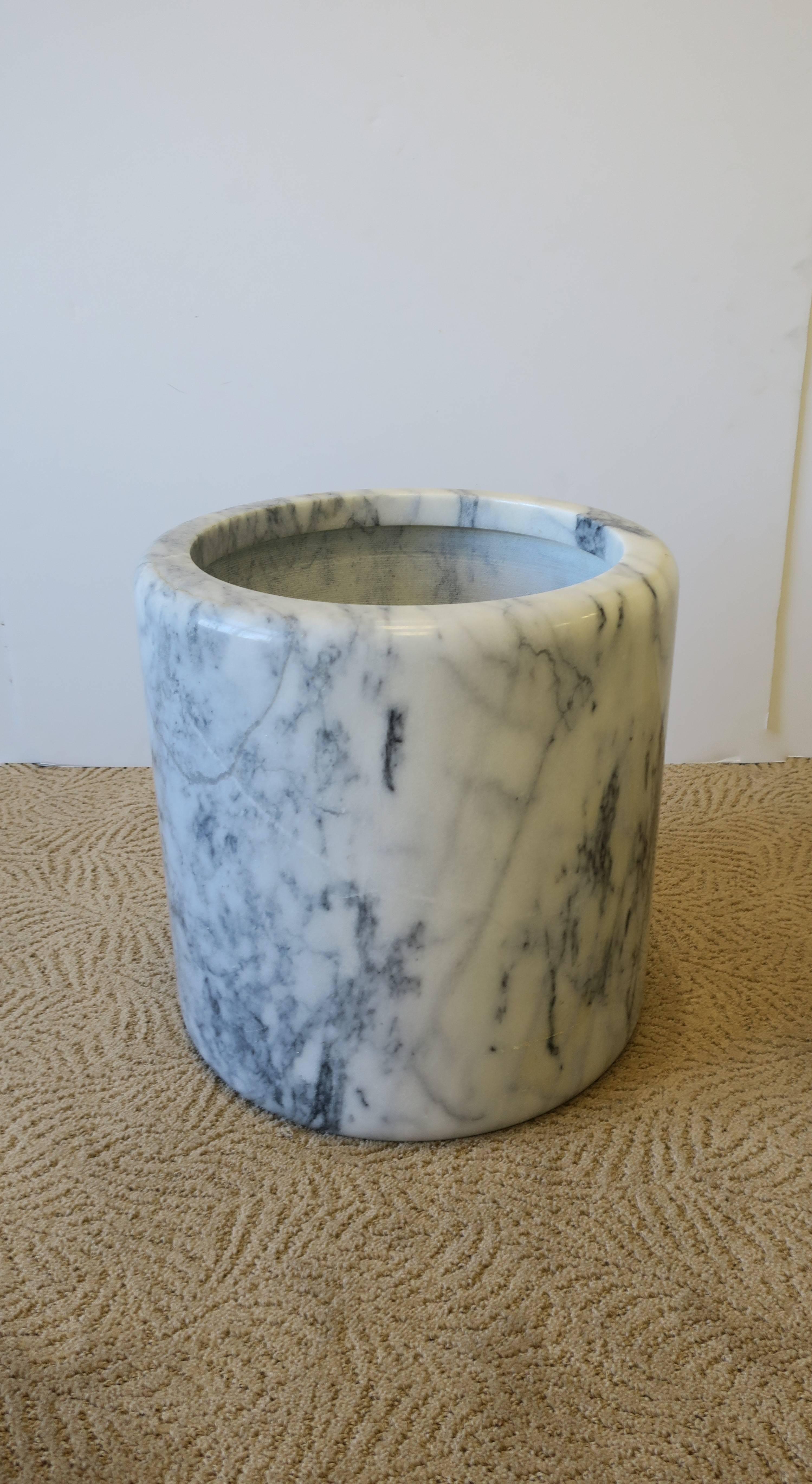 Substantial Large Marble Vessel In Excellent Condition In New York, NY