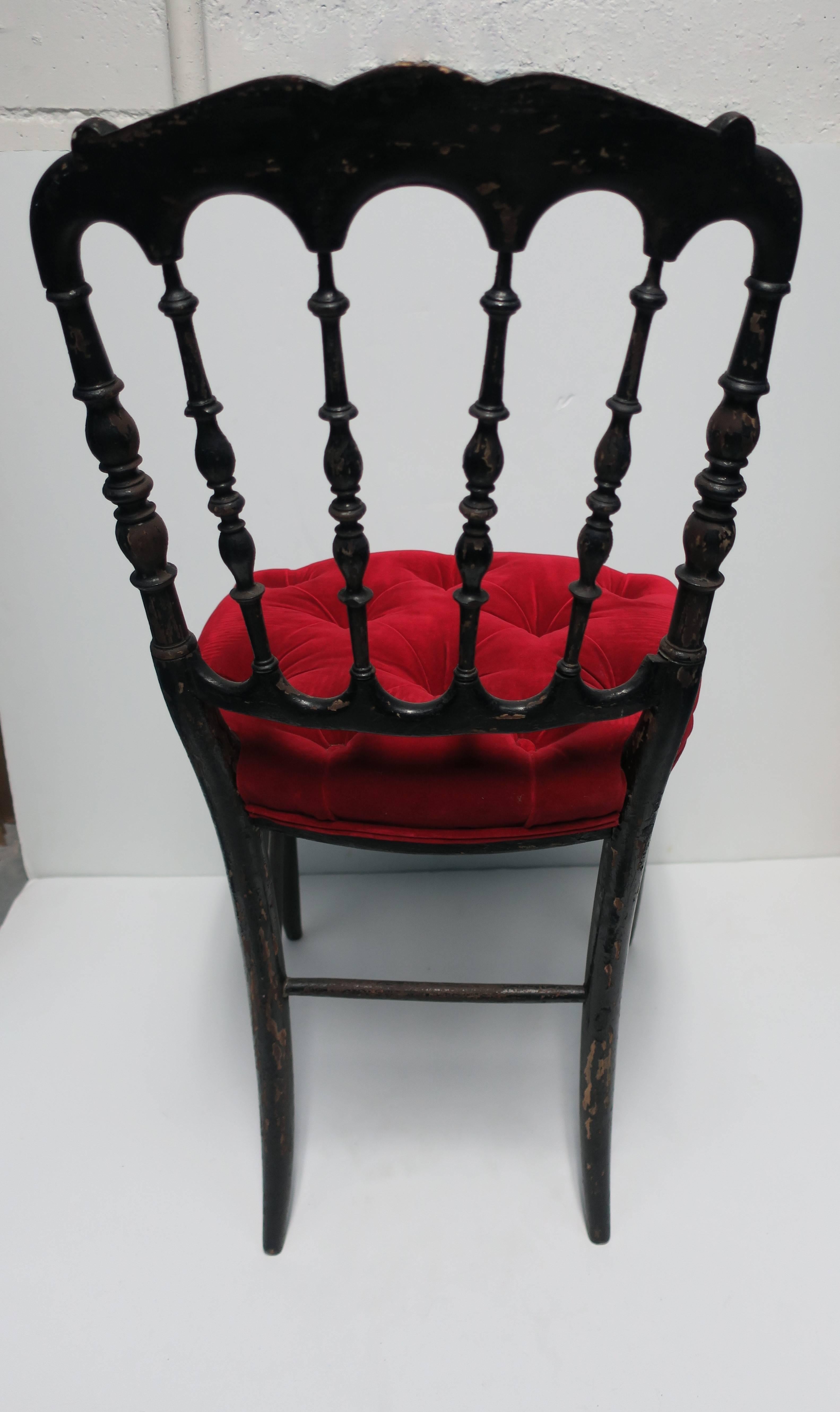 Black Wood and Red Velvet English Chiavari Chair For Sale 4