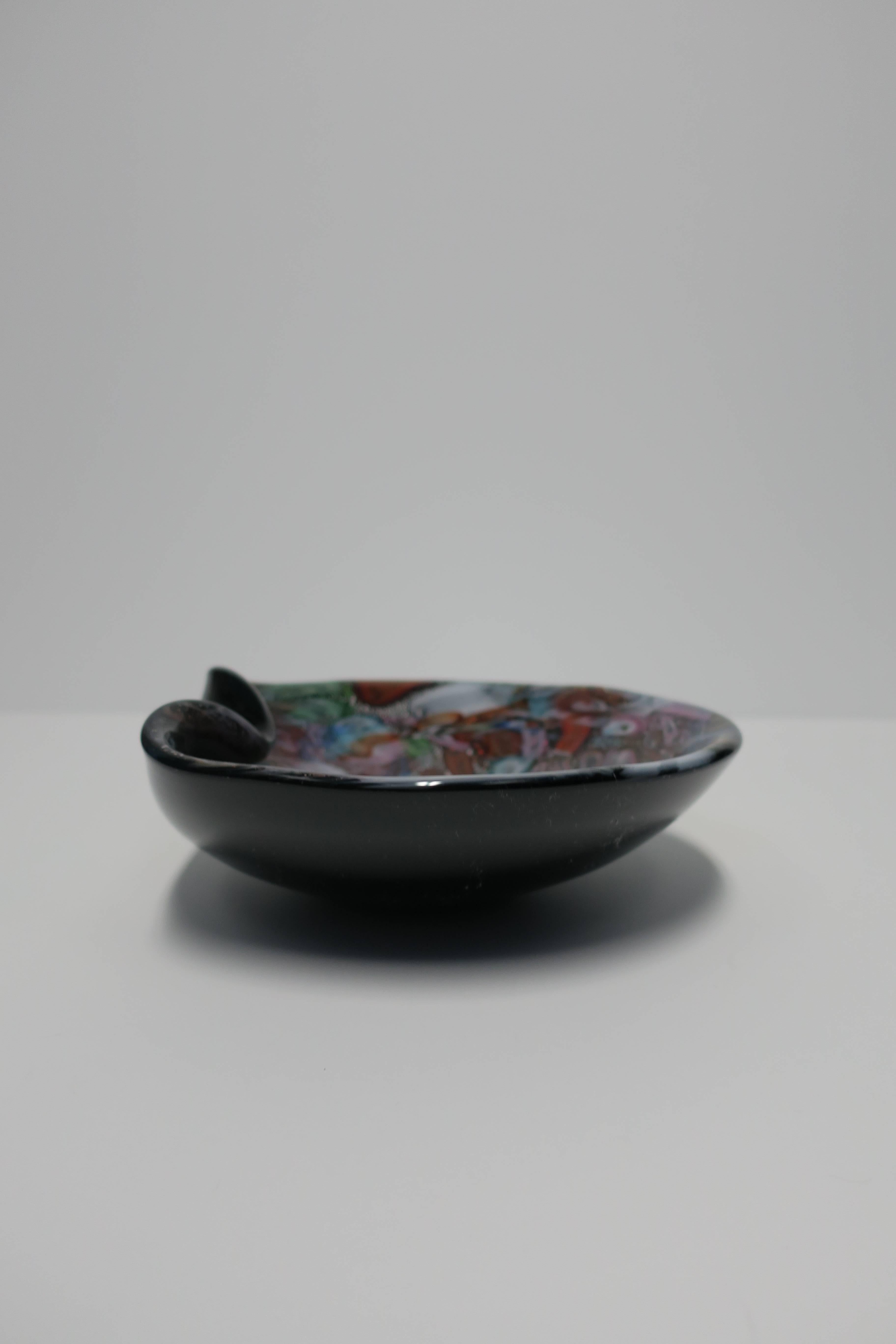 Black and Mulit-Colored Italian Murano Art Glass Bowl In Good Condition In New York, NY