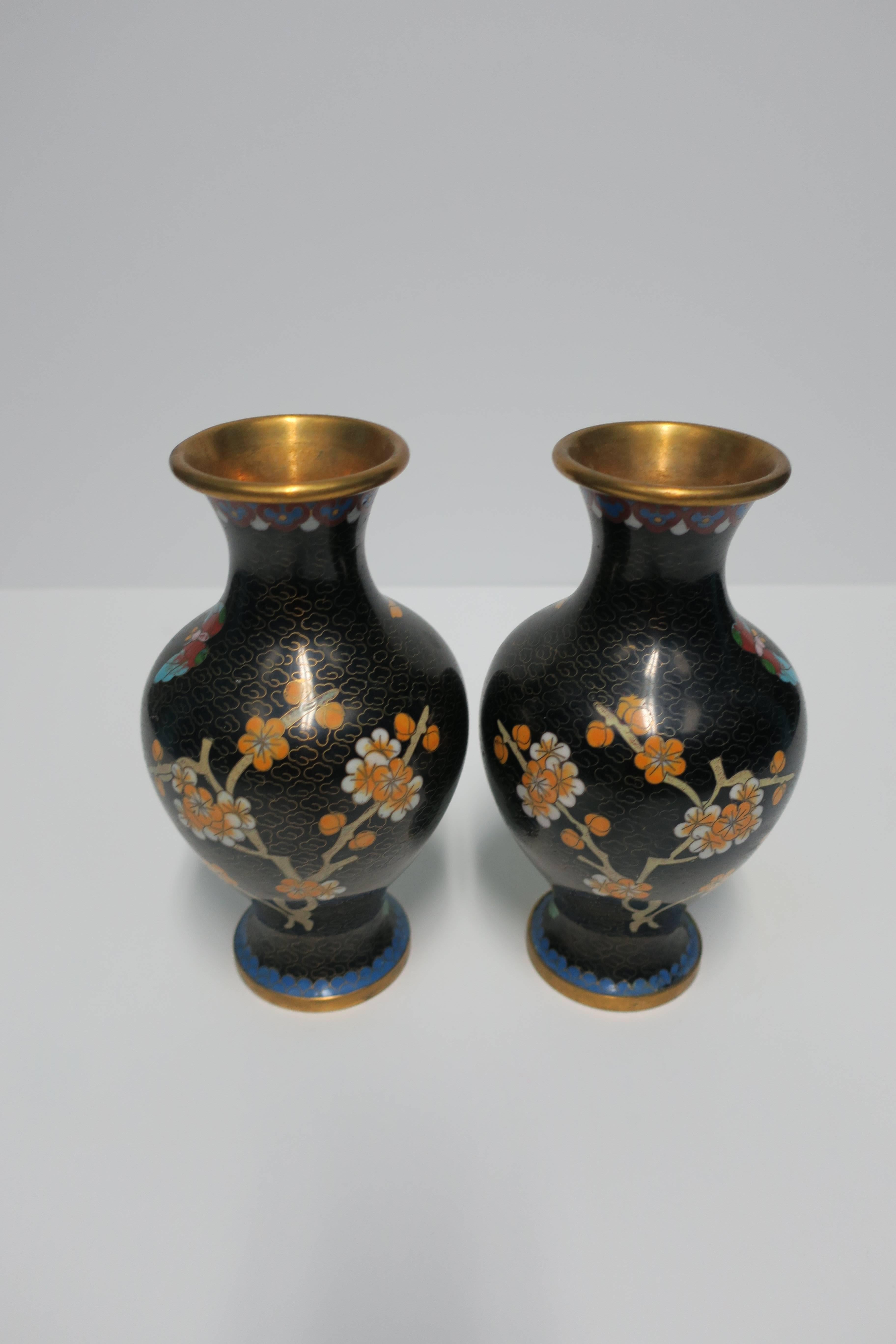 Black and Green Cloisonné́ Enamel and Brass Flower Vases, Pair For Sale 4