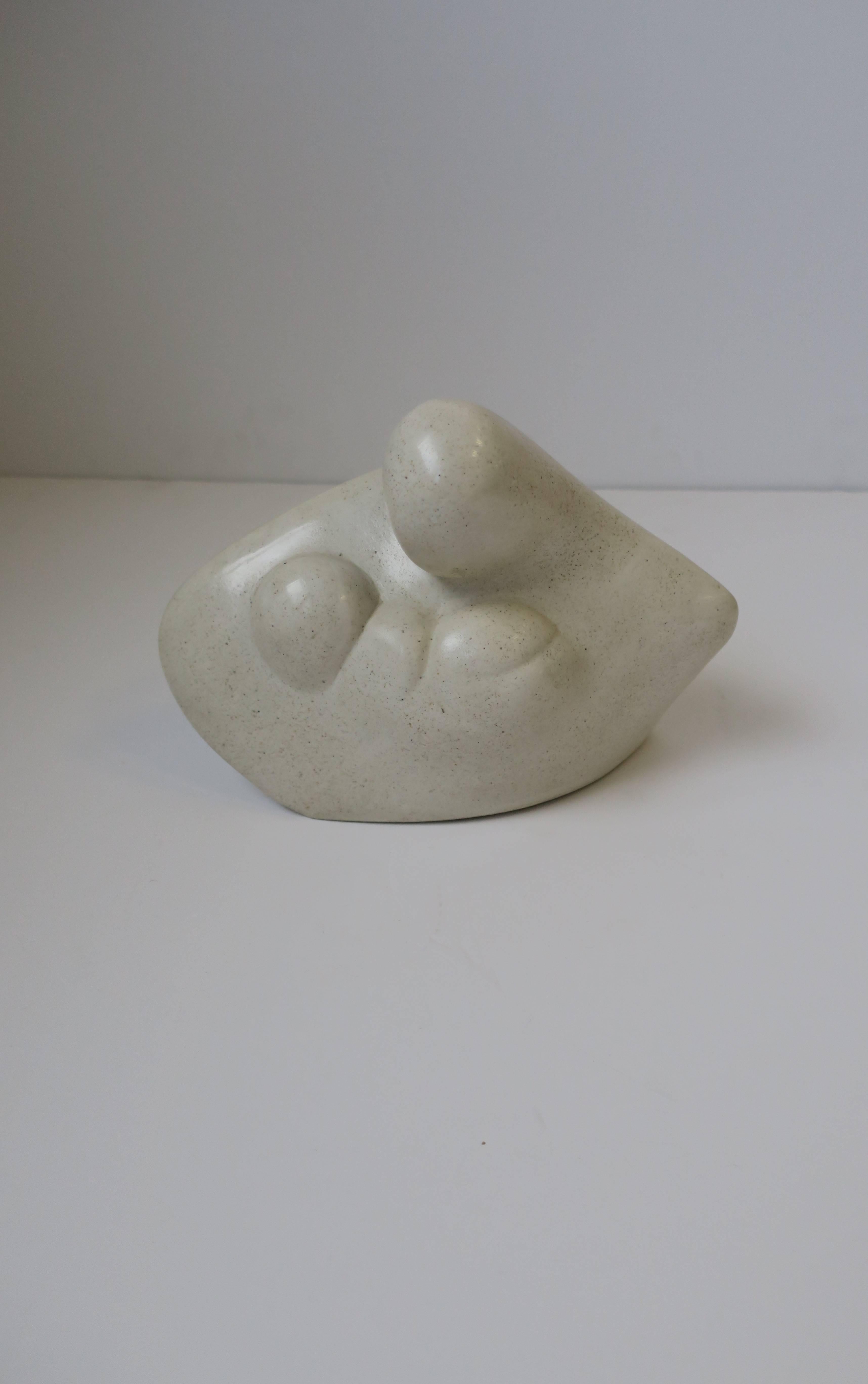 Vintage Modern Mother-and-Child Stone Sculpture  In Excellent Condition In New York, NY