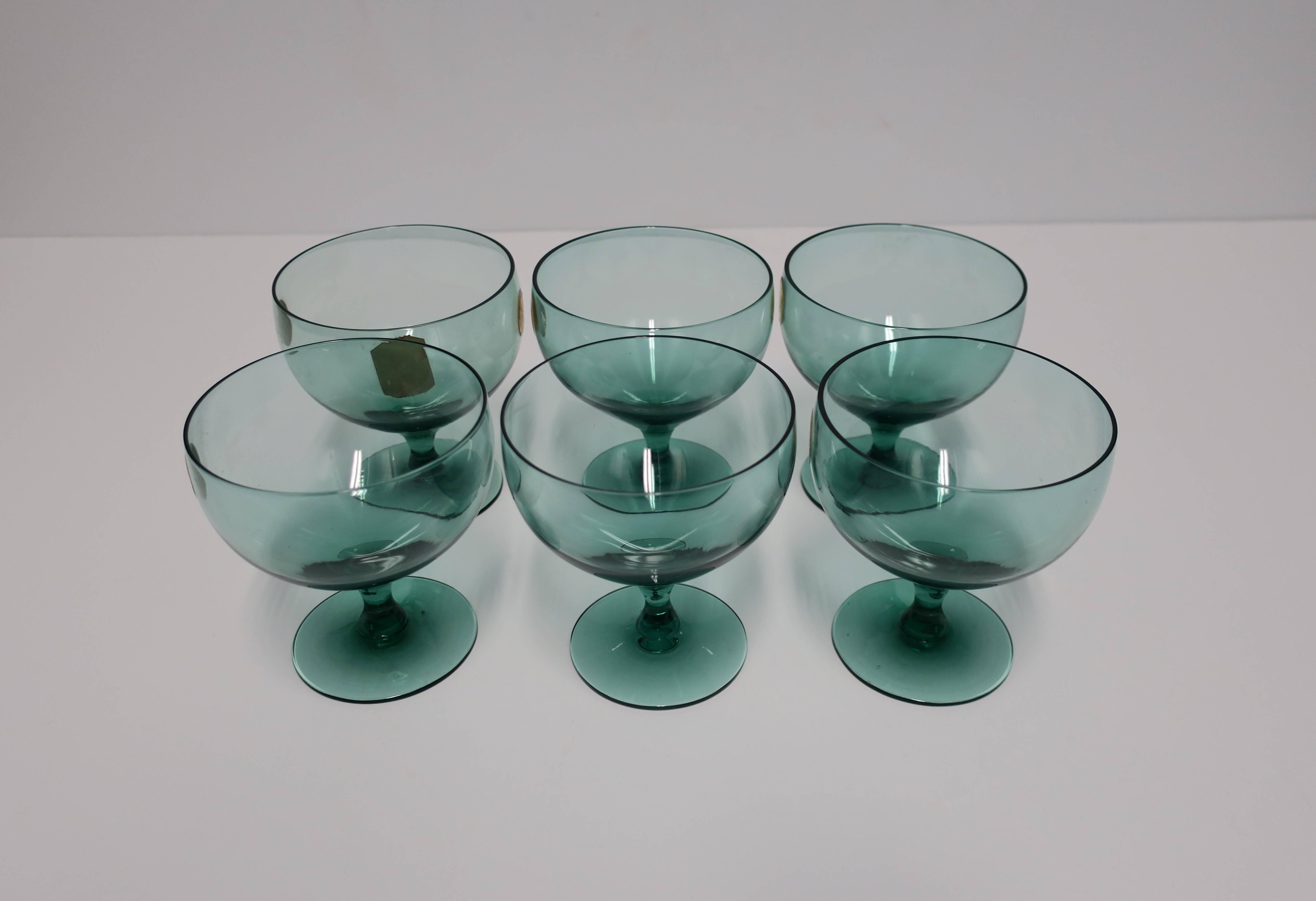 mid century champagne glasses