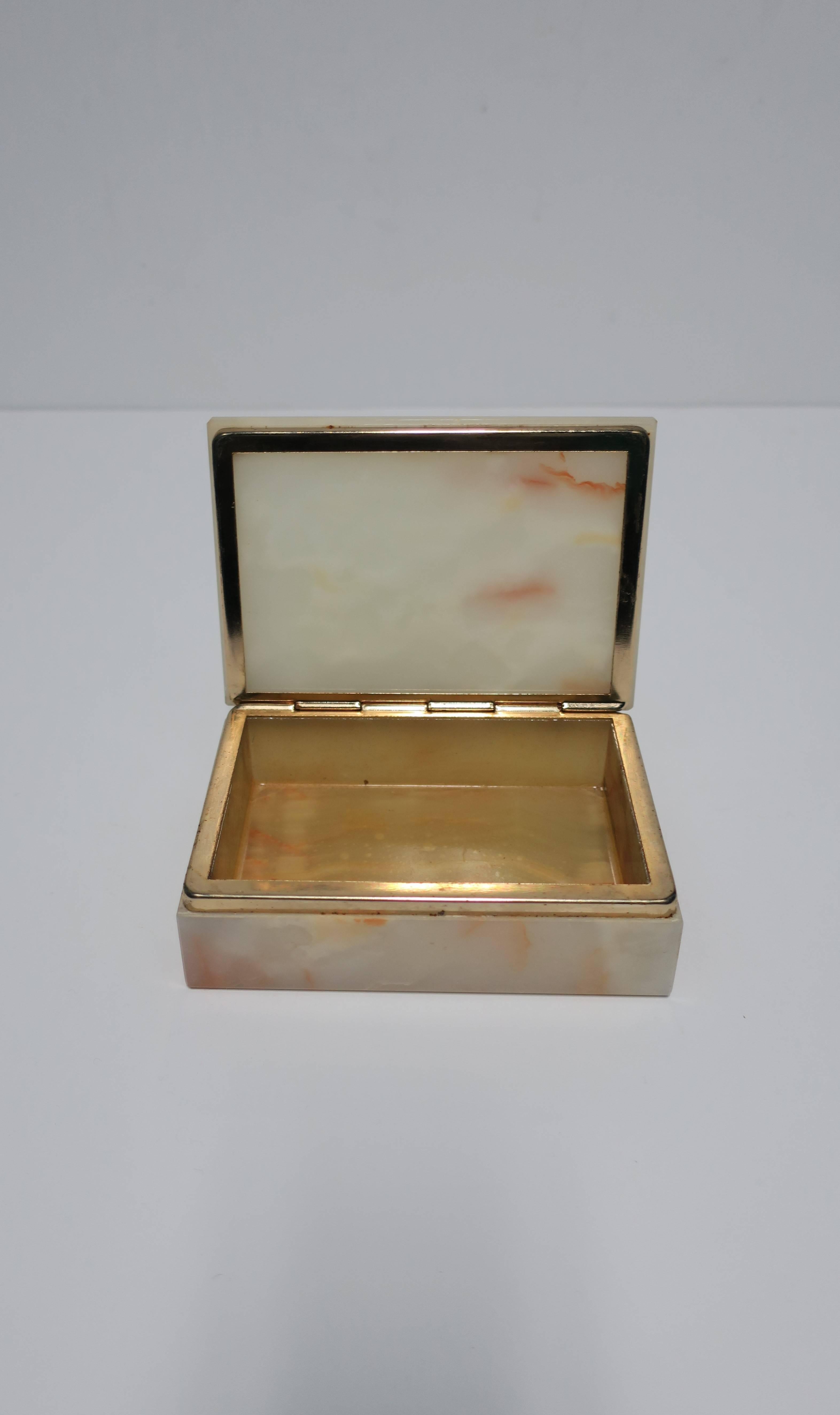 Modern Italian Onyx Marble Jewelry Box In Good Condition In New York, NY
