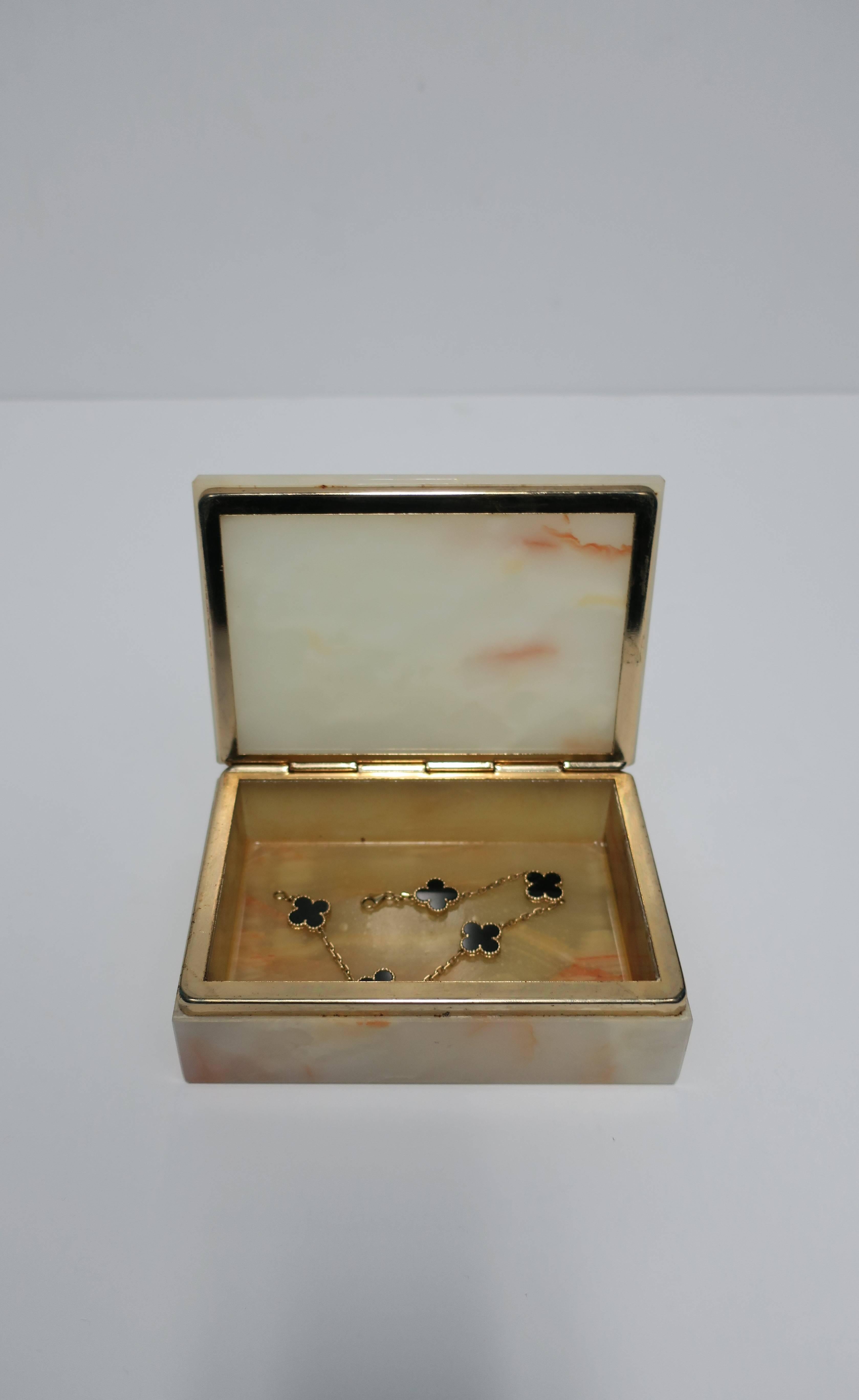 Late 20th Century Modern Italian Onyx Marble Jewelry Box