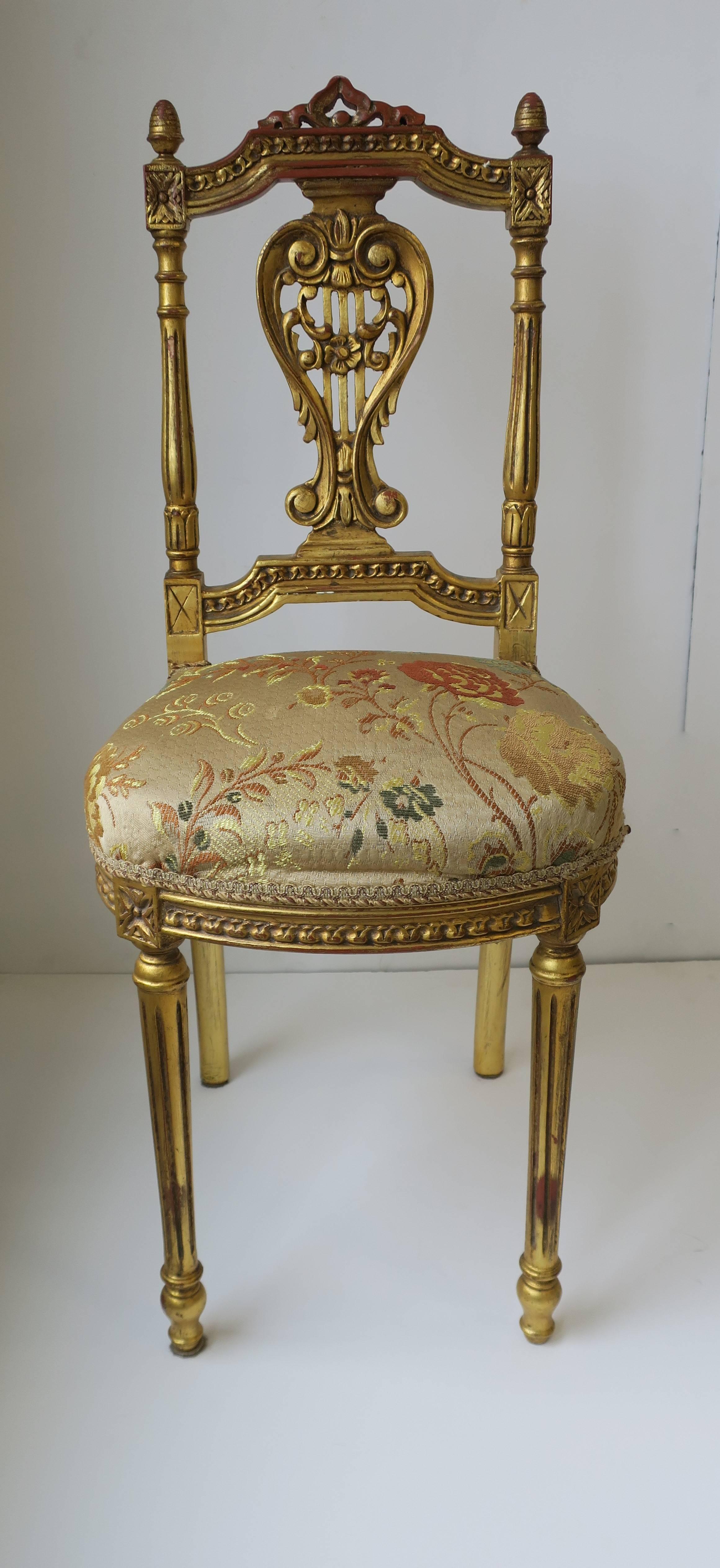 Gold Giltwood Upholstered Chair in the Louis XVI Style  In Good Condition In New York, NY