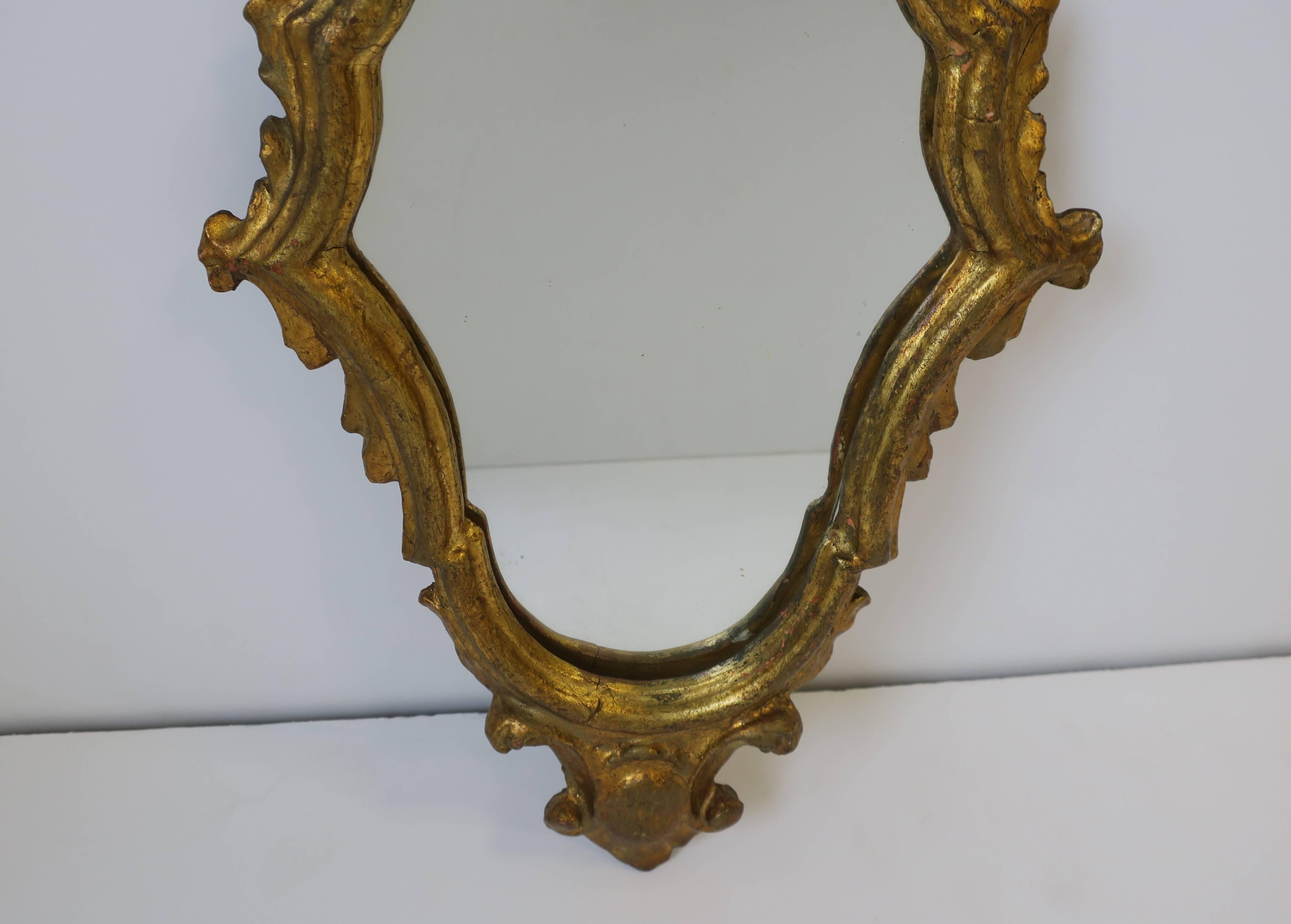 Small Midcentury Italian Gold Giltwood Mirror 2