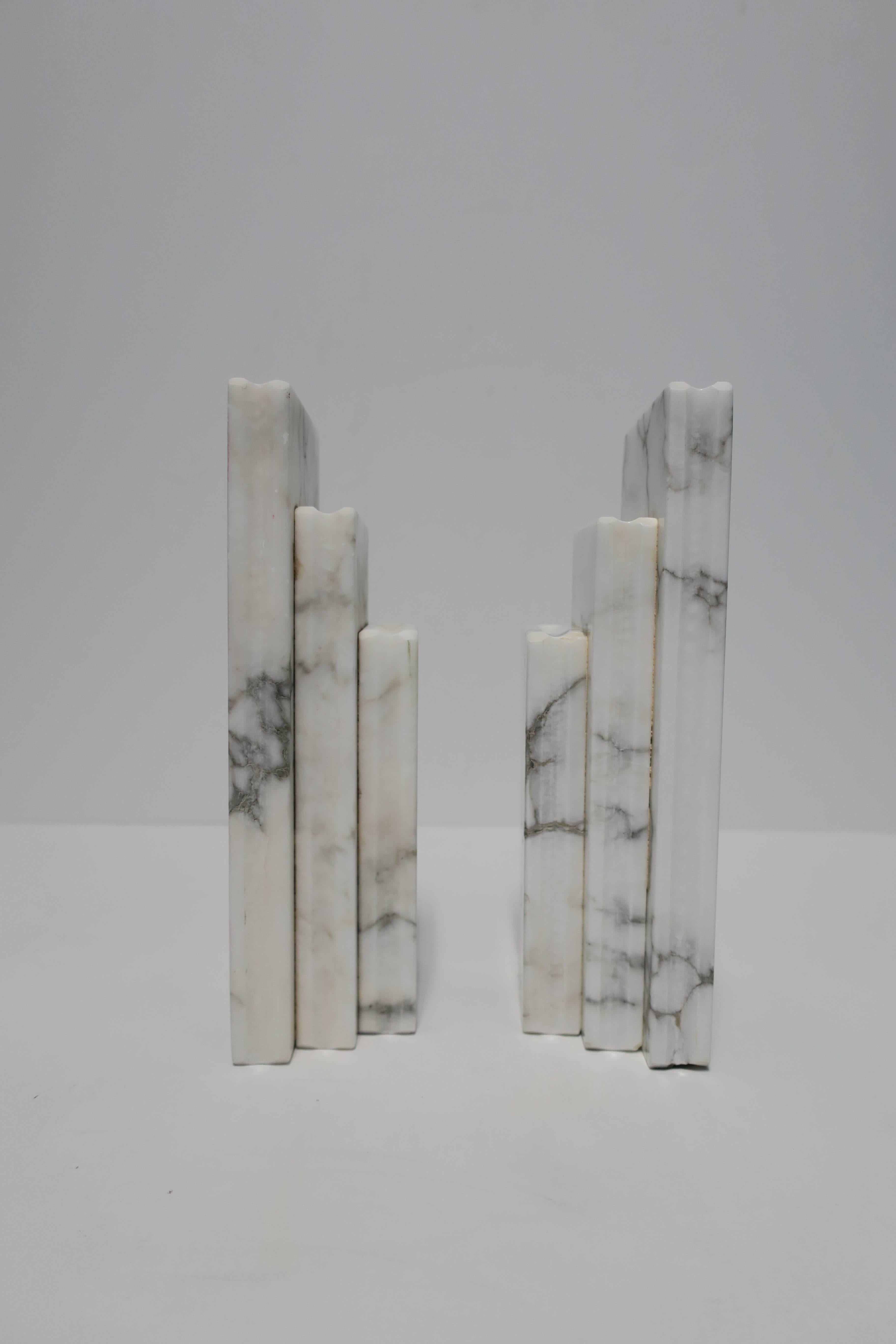 Pair 1970s Modern Italian White and Black Marble 'Book' Bookends 3
