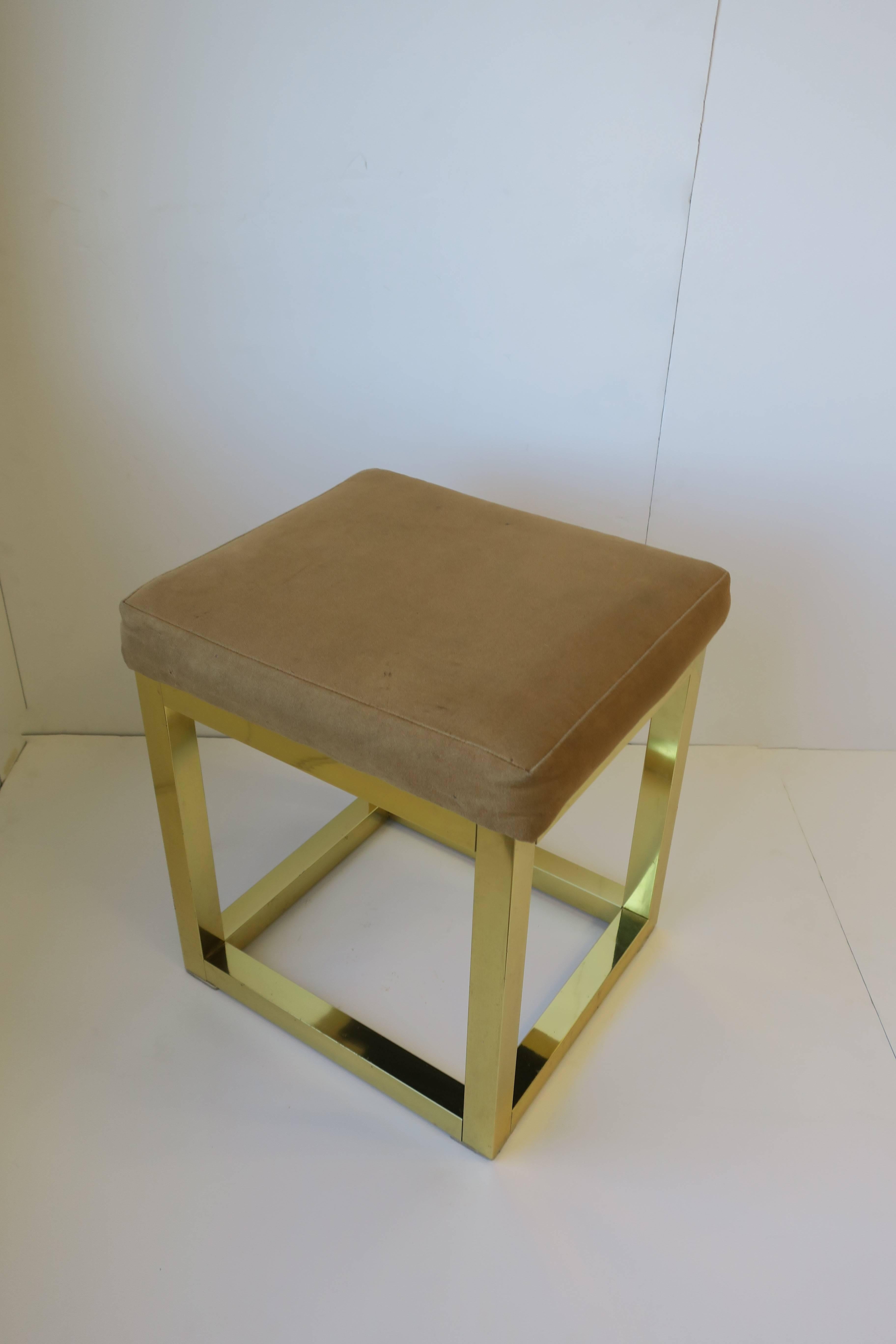 1970s Modern Brass Bench or Stool in the Style of Designer Paul Evans For Sale 1