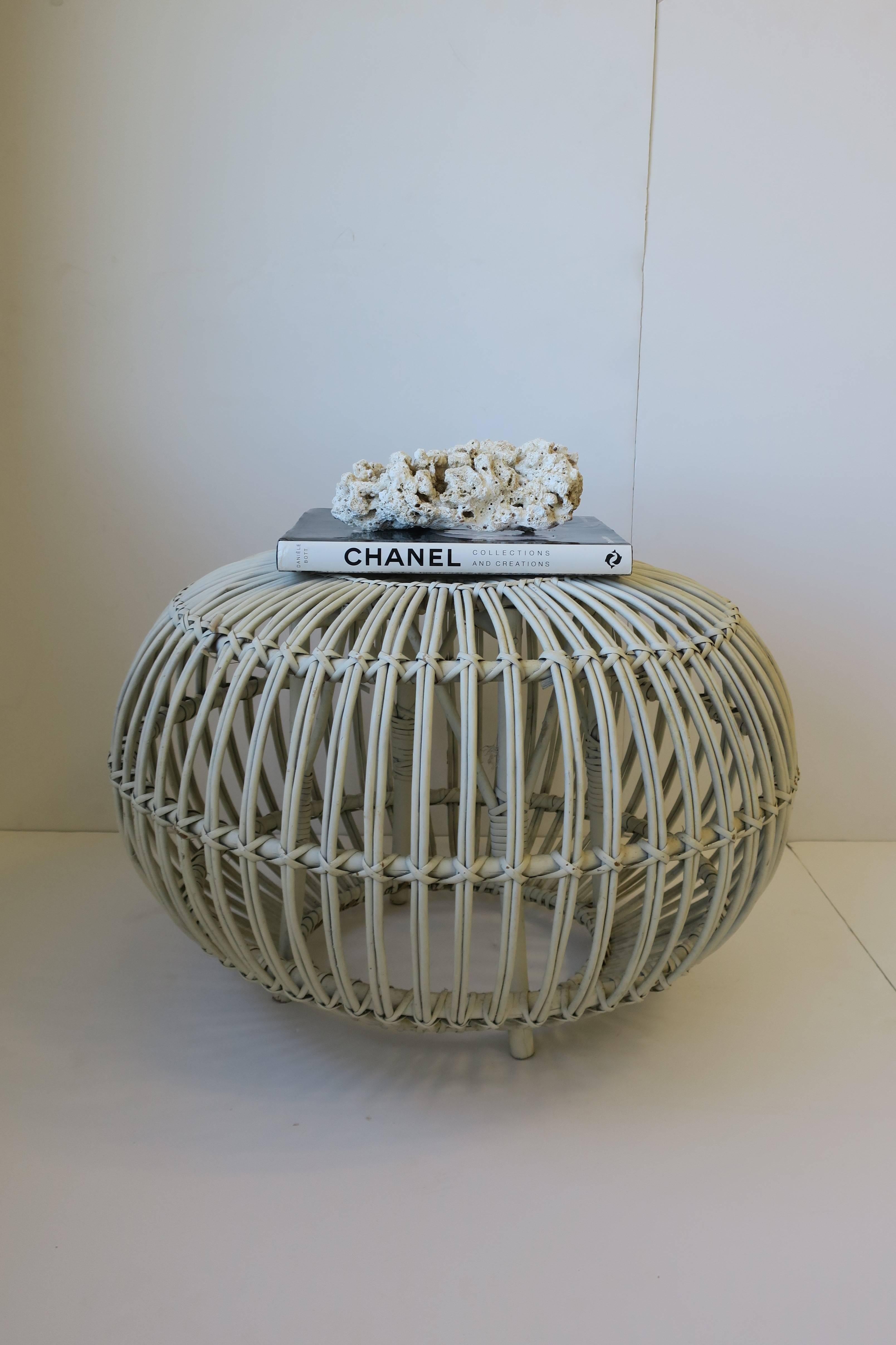 Mid-Century Modern Midcentury Round White Rattan Stool or Side Table by Franco Albini