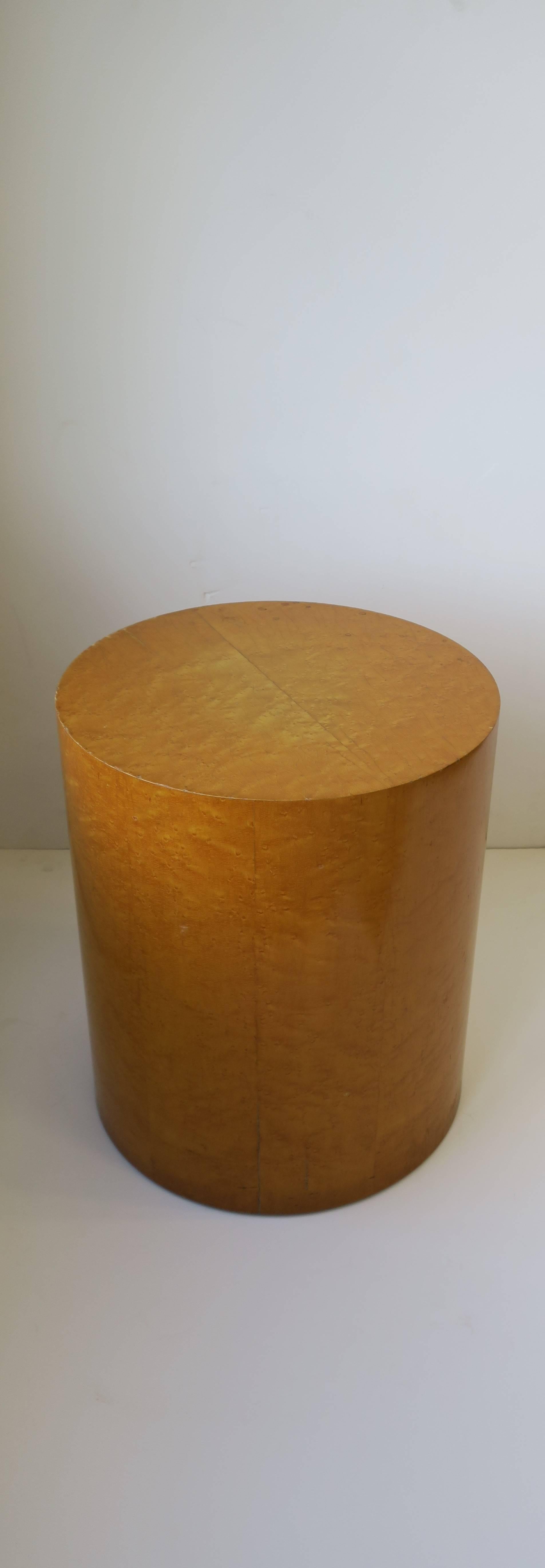 Wood Modern Round Pedestal Side Table 