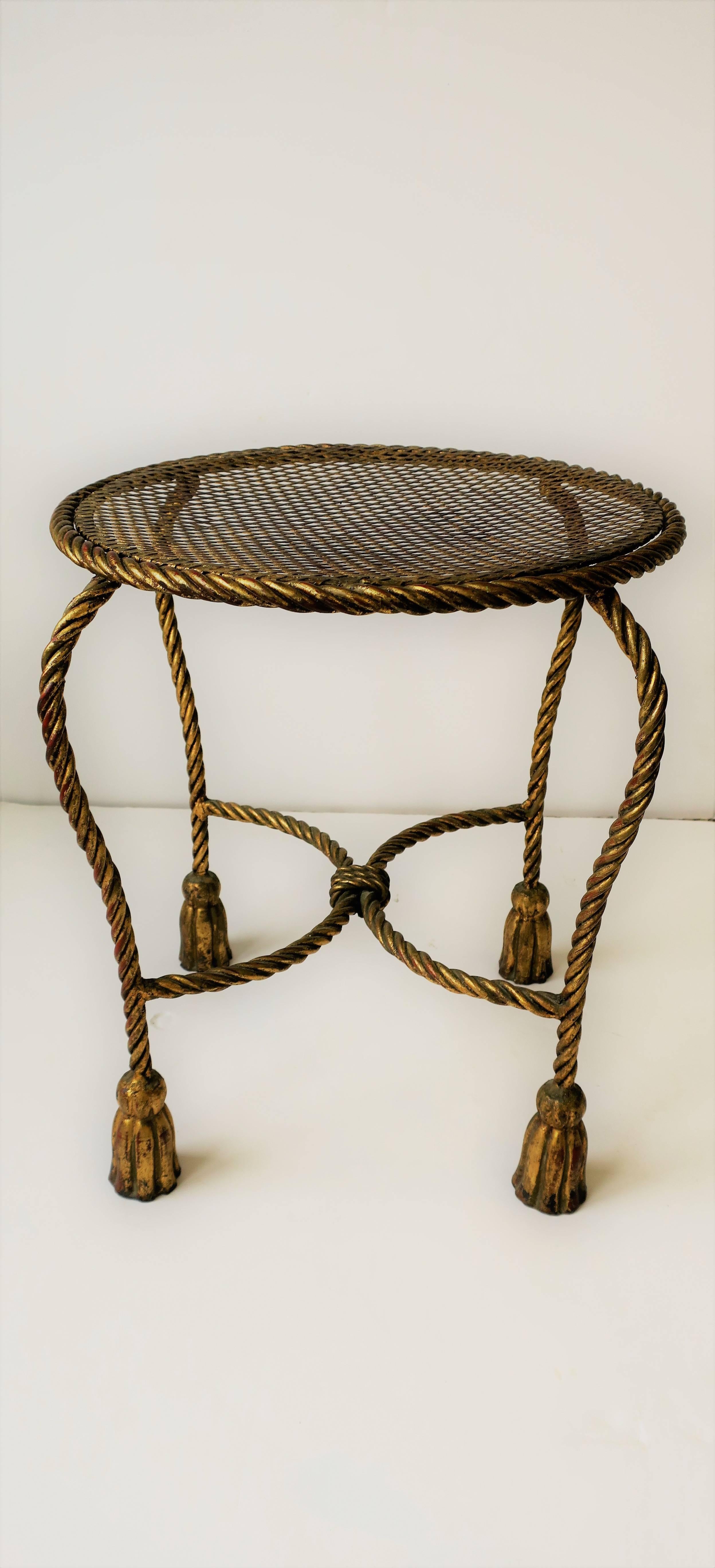 Midcentury Italian Gold Gilt Stool or Vanity Chair 1