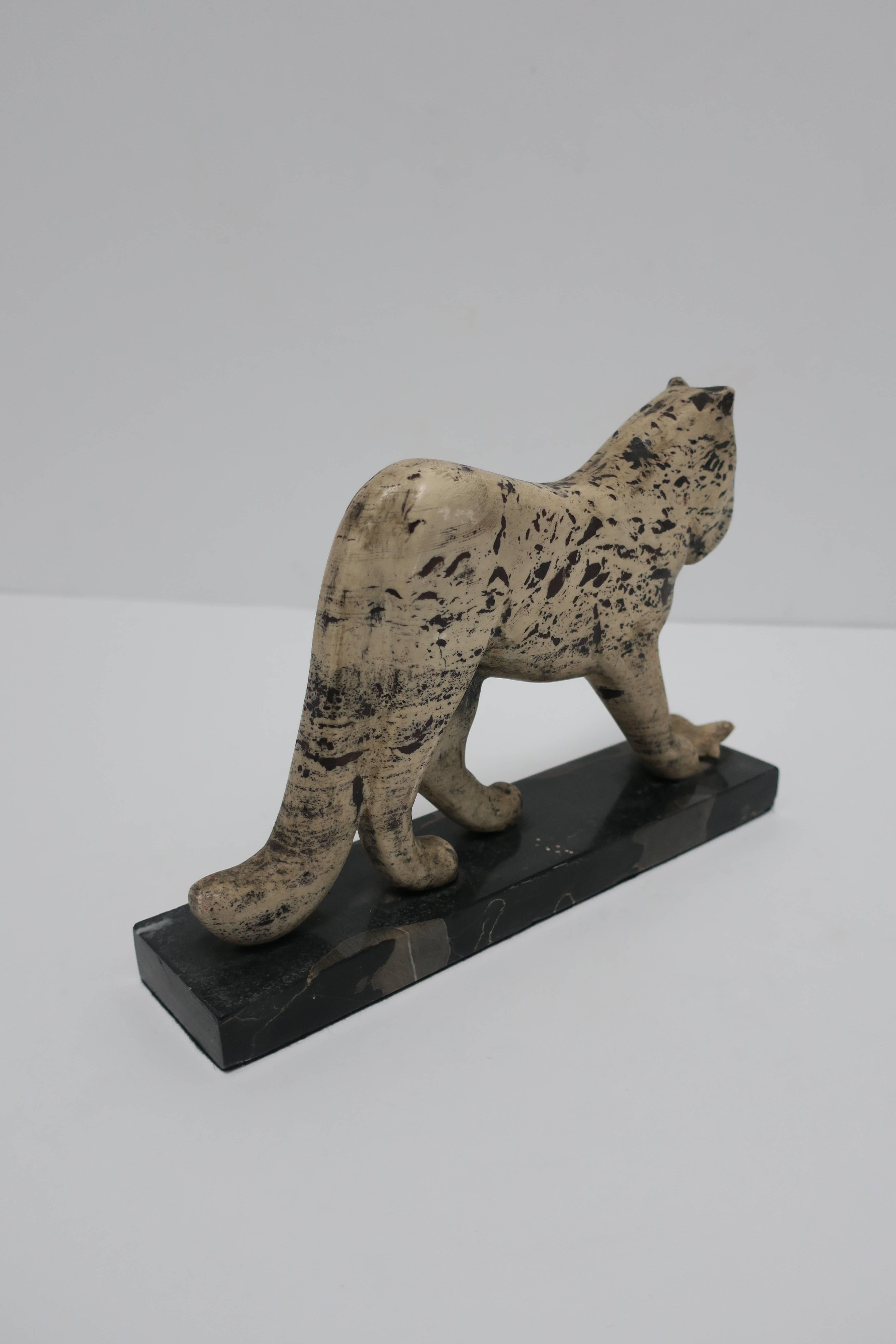 Black and White Marble Tiger Cat Sculpture 2