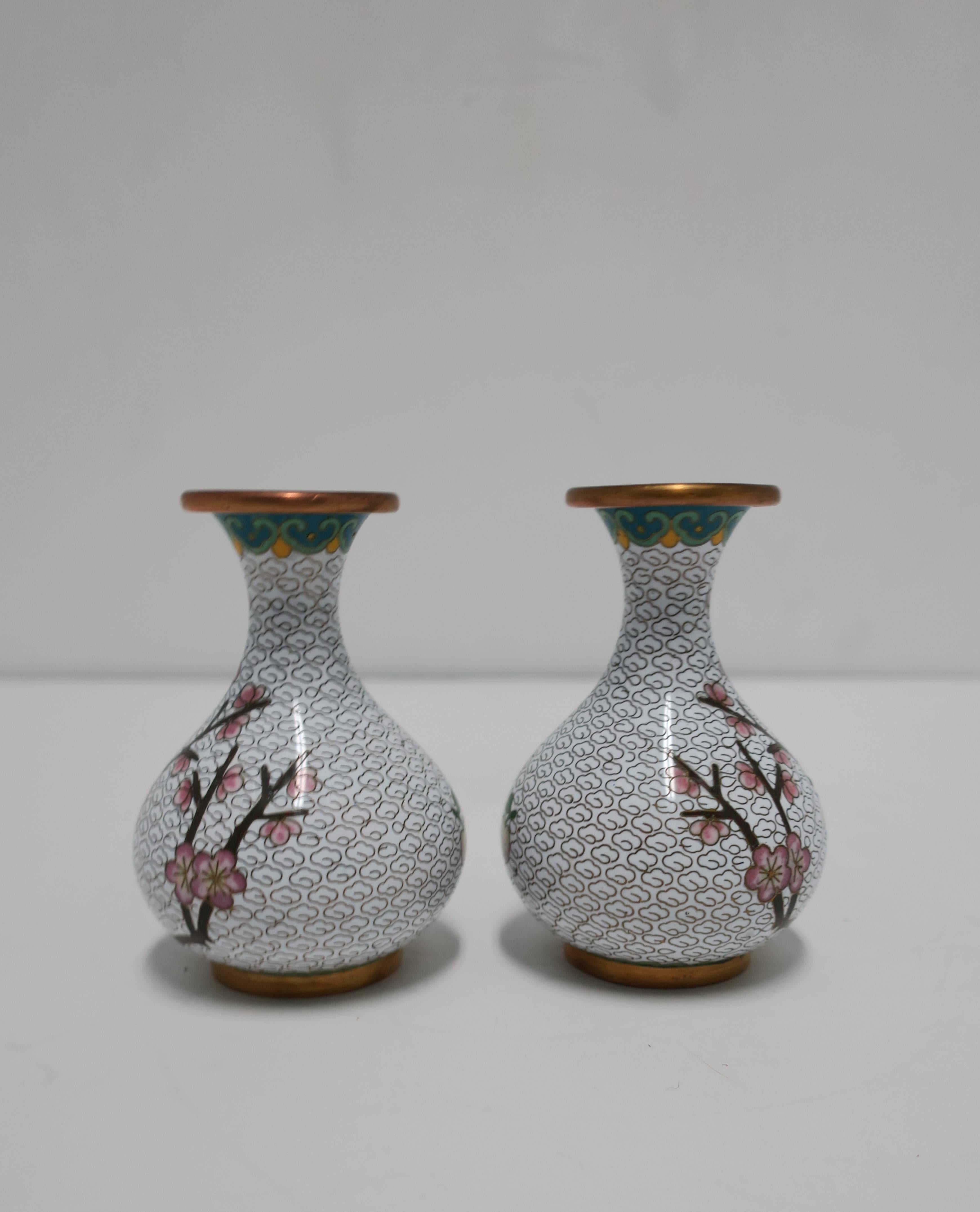 20th Century White and Pink Cloisonné Enamel Brass Vases with Cherry Blossom Design, Pair For Sale