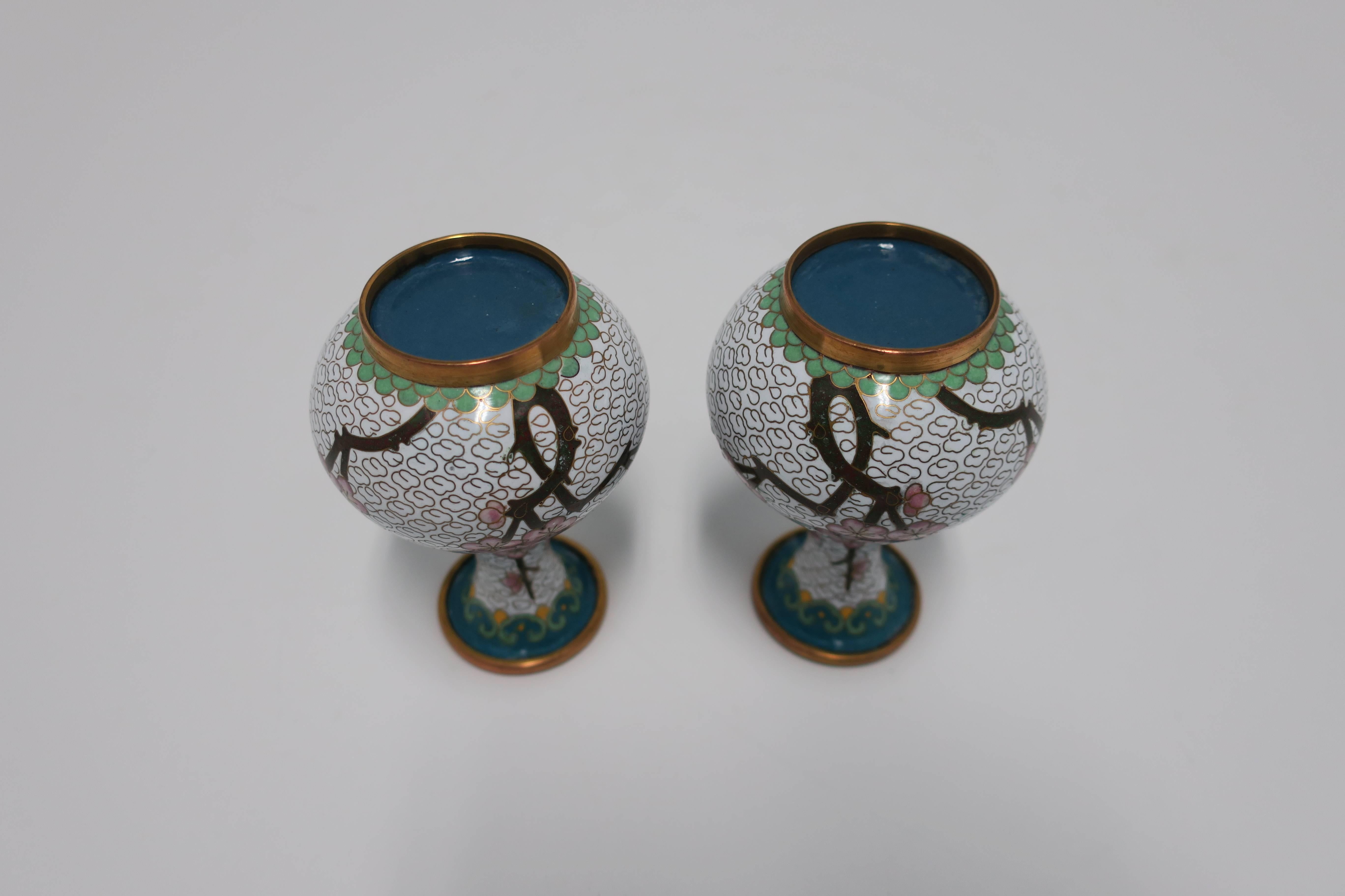 White and Pink Cloisonné Enamel Brass Vases with Cherry Blossom Design, Pair For Sale 5