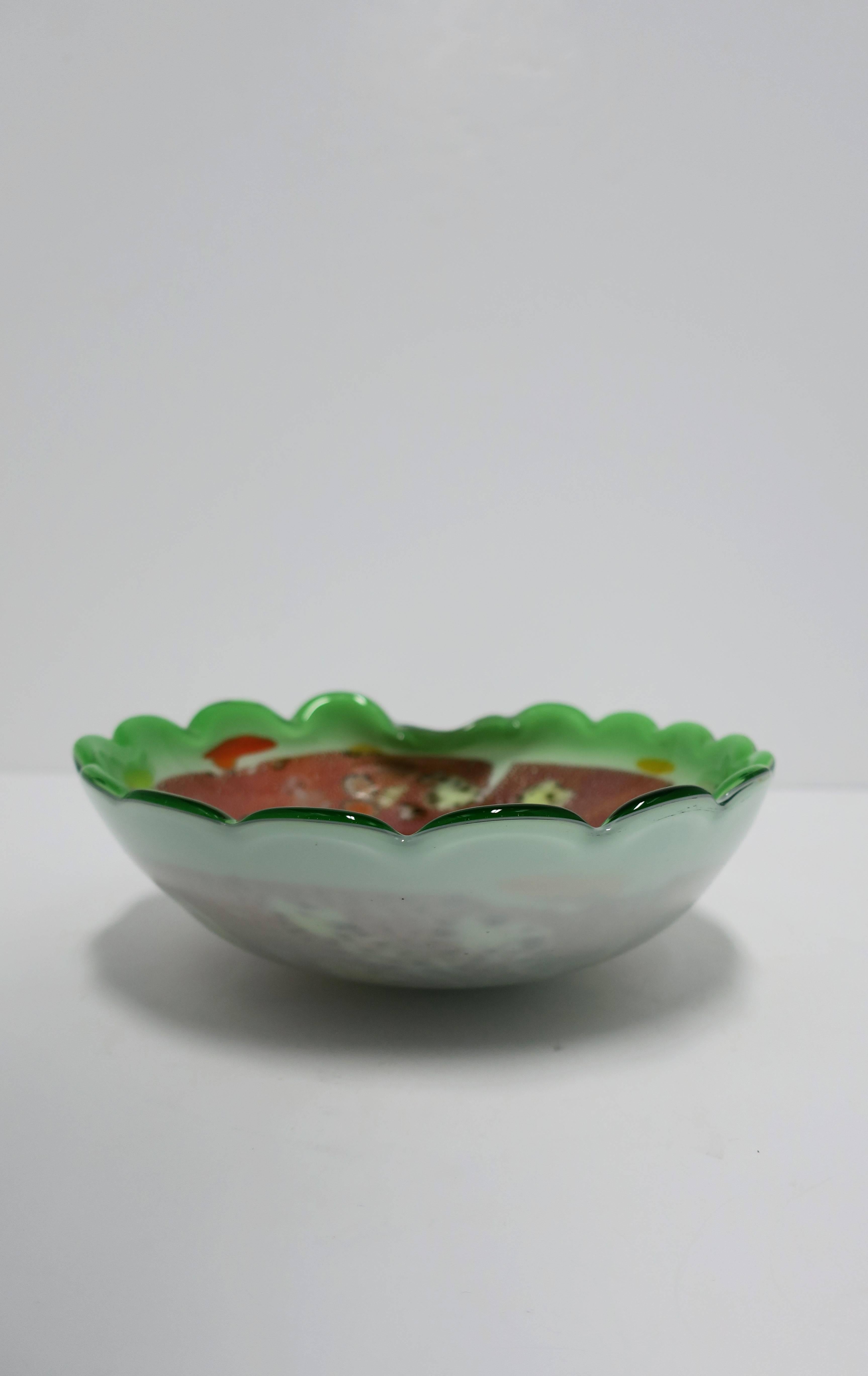 Italian Murano Bright Green Art Glass Bowl For Sale 3