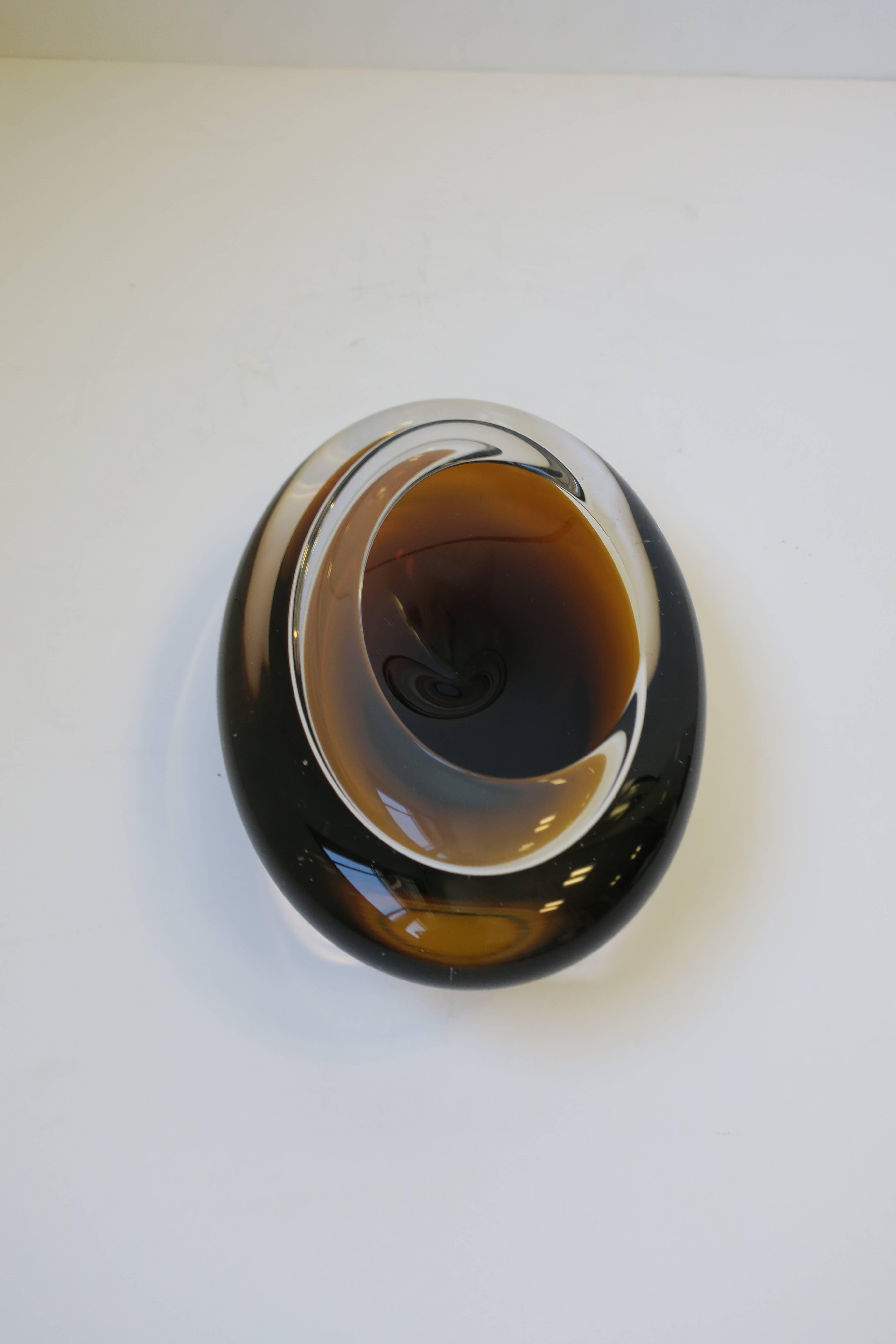 European '70s Modern Art Glass Bowl, 1970s 5