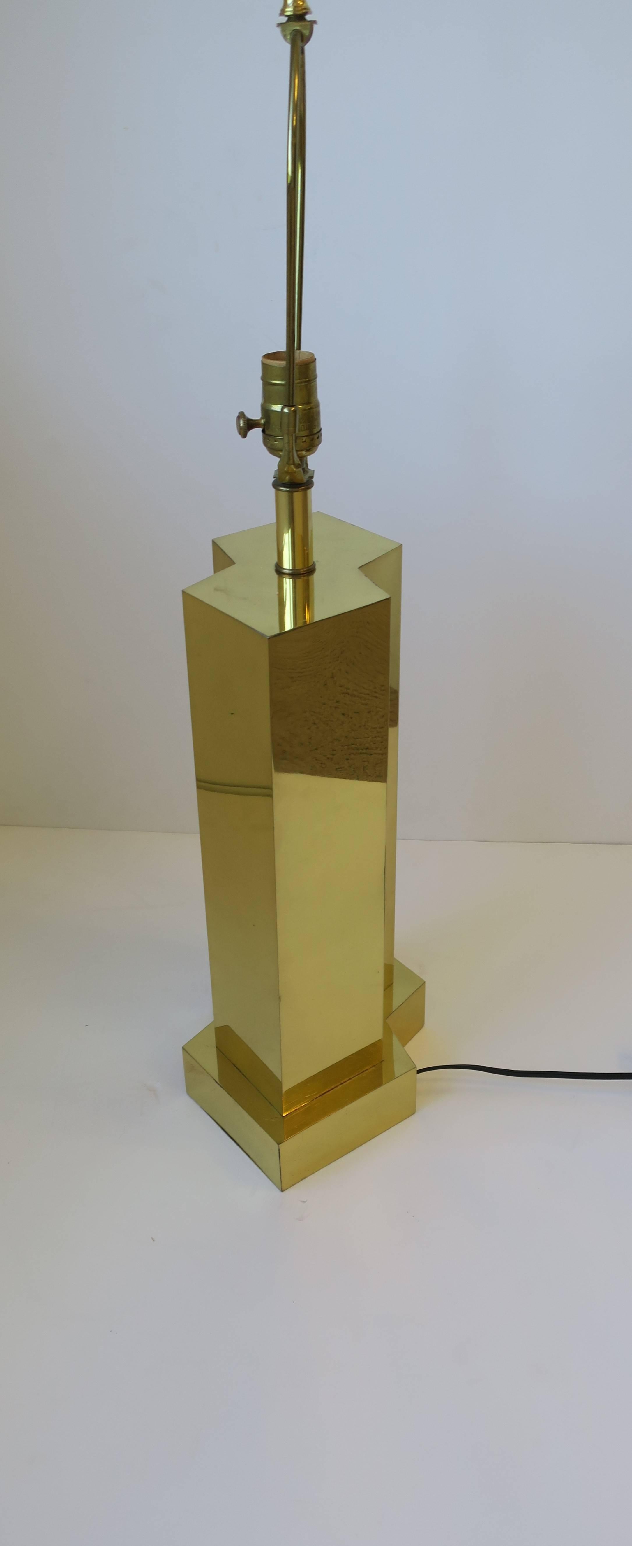 '70s Modern Postmodern Brass Desk or Table Lamp, circa 1970s For Sale 2